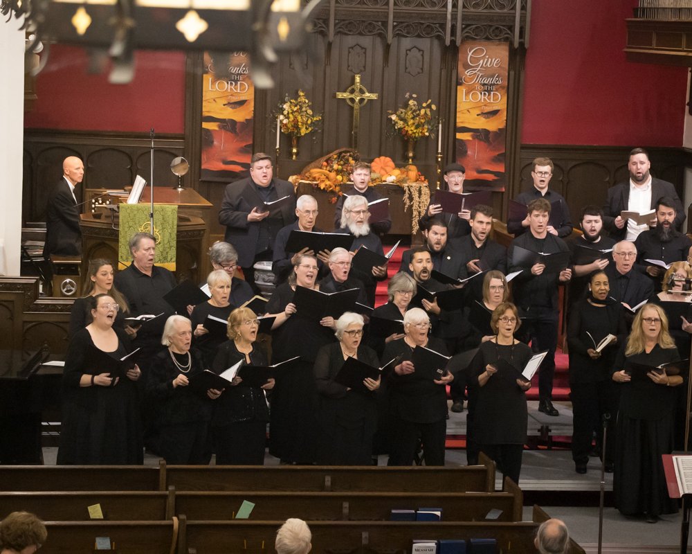 LEFT HALF OF CHORUS-OACCN0v2025-8909.jpg