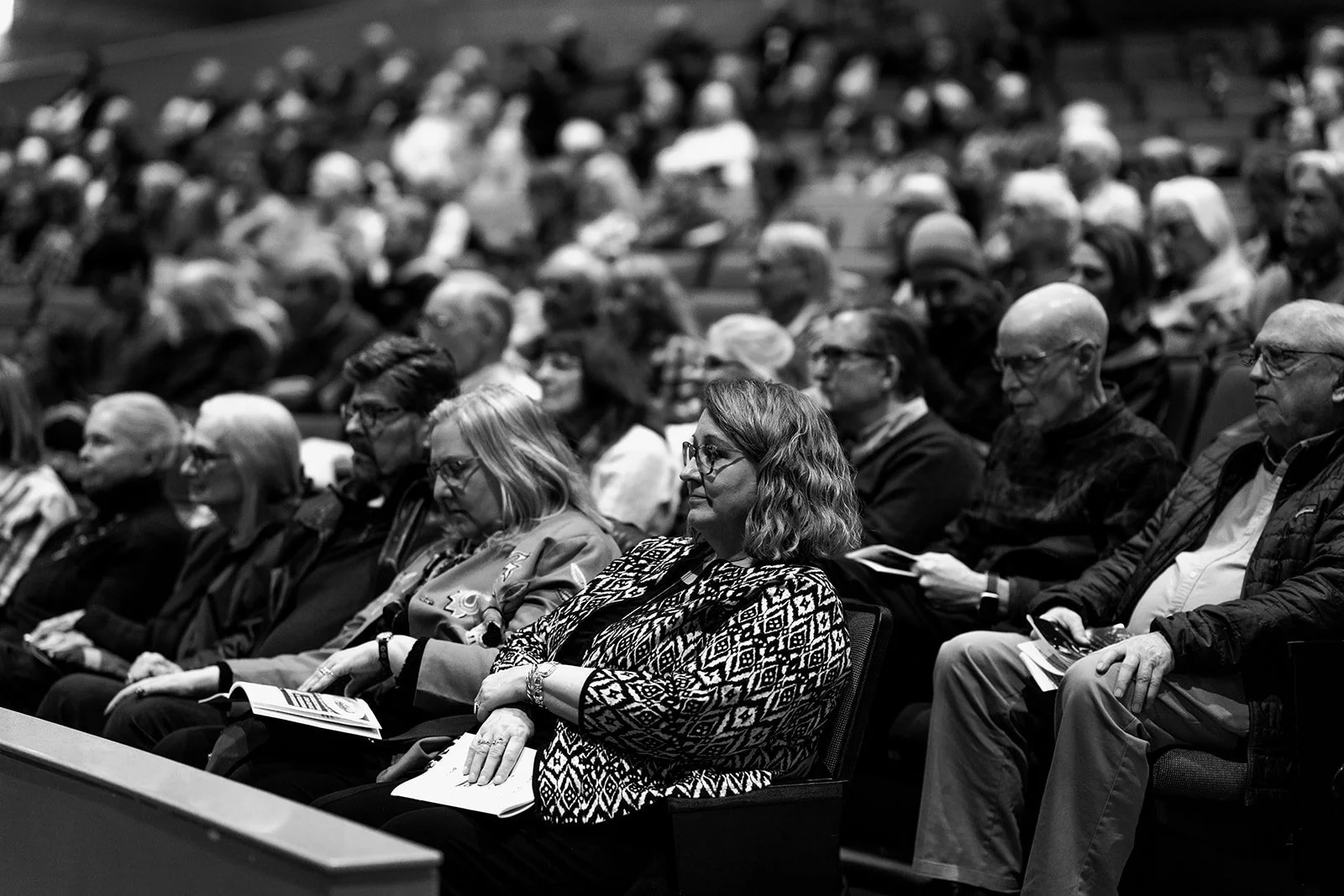 FULL HOUSE-GREAT CROWD.jpg