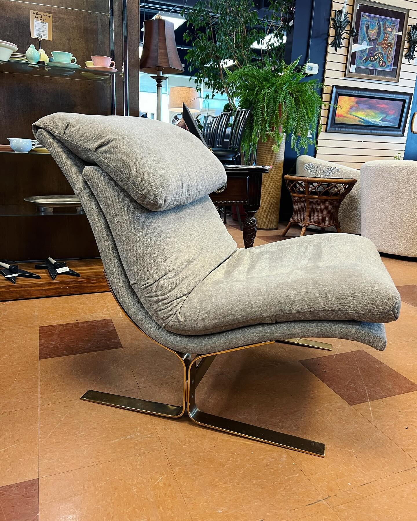Mid Century and comfortable!