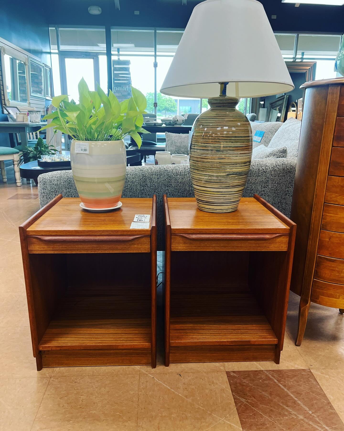 Made in Norway, Danish Teak bedside tables 🩷❤️&hearts;️ 
They have hardware that allows for a floating cabinet style installation 😍