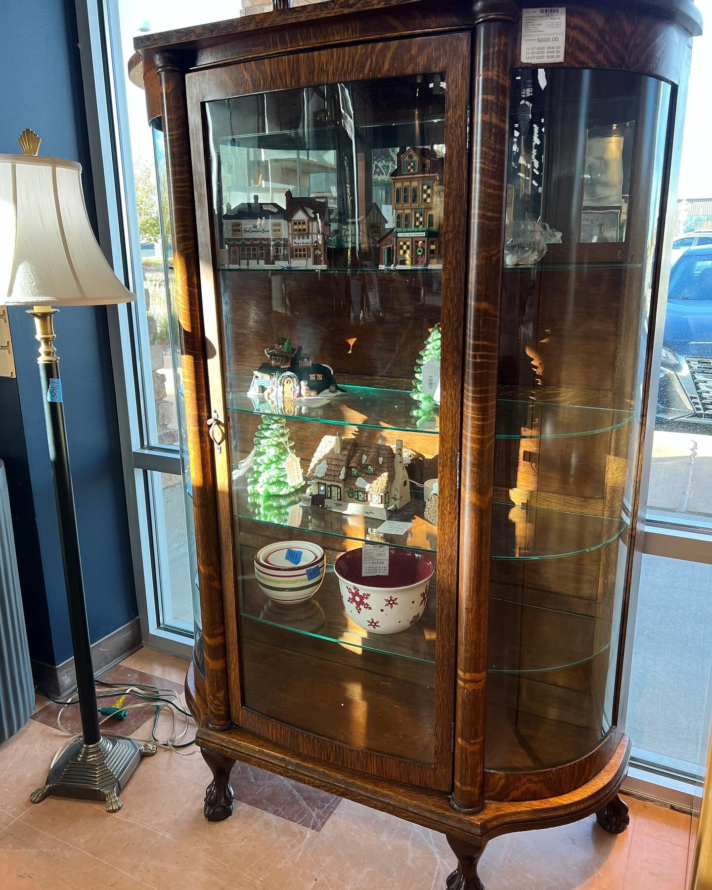 Display Cabinets! 🥰