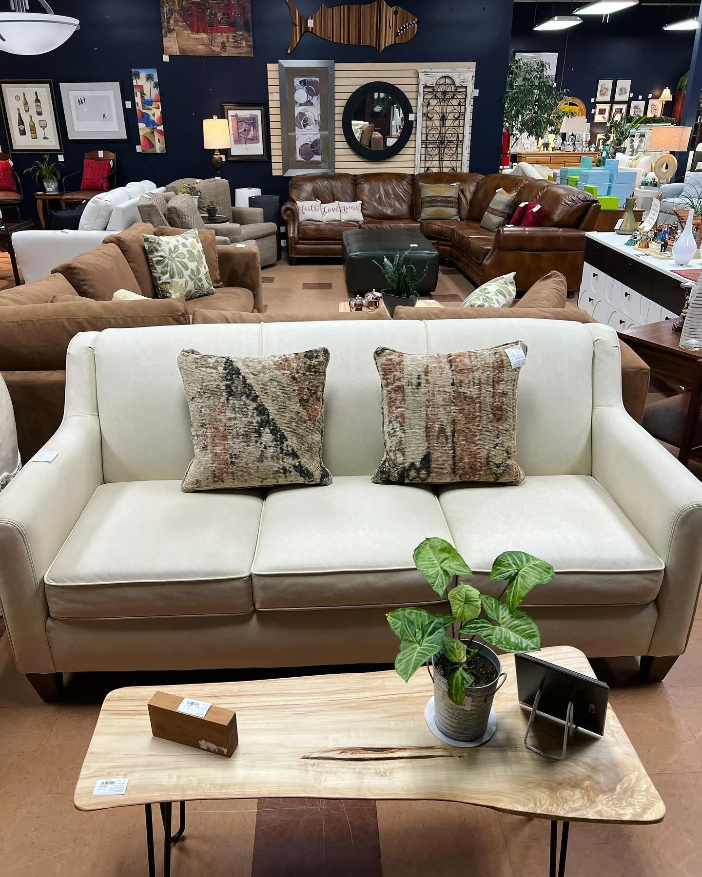 Flexsteel Holly sofa in a soft creamy colored fabric.