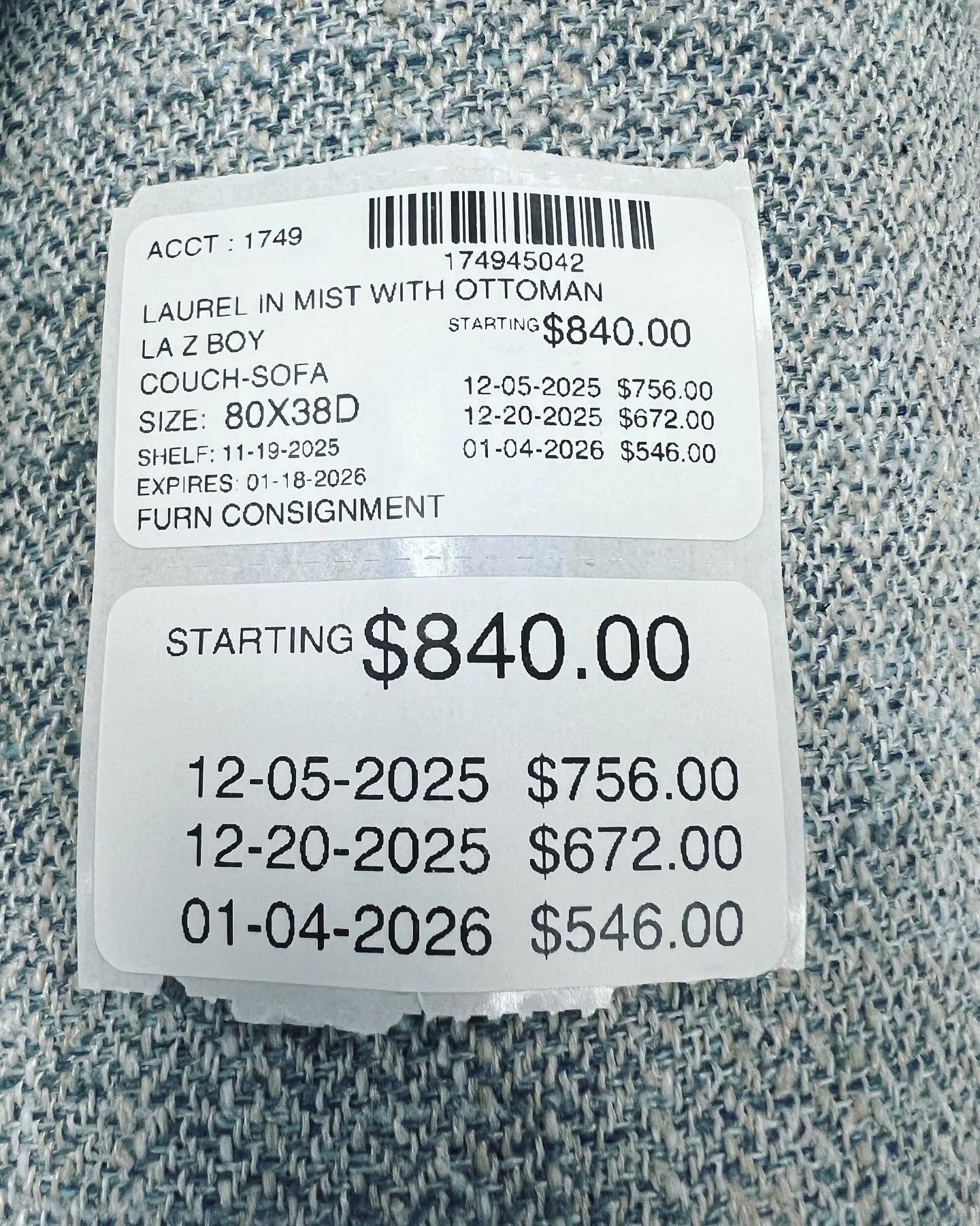 LaZBoy- Price includes ottoman!