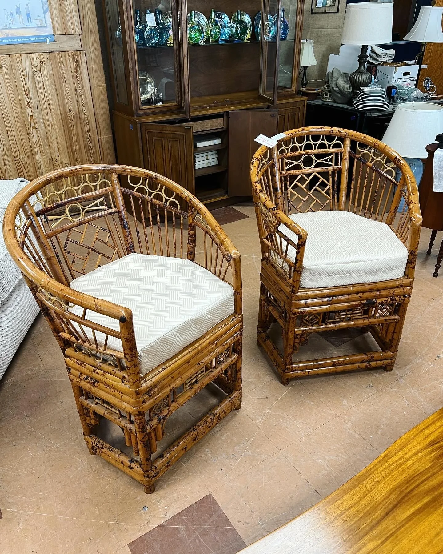 EF8AF48E-F83B-40CA-8280-93ACE43A1EF4.jpg
