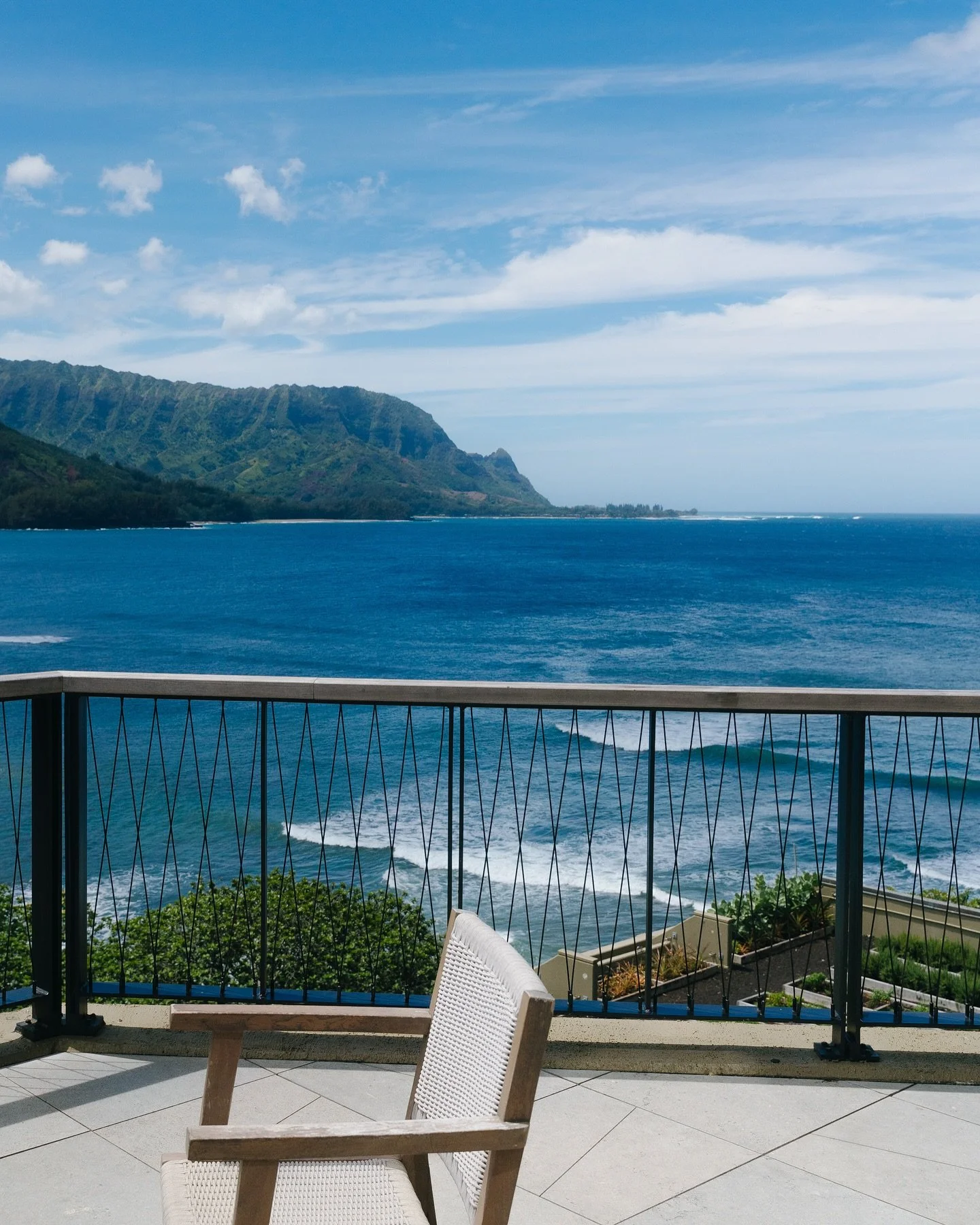 Our kind of blues 💧

@1hotels @1hotel.hanaleibay