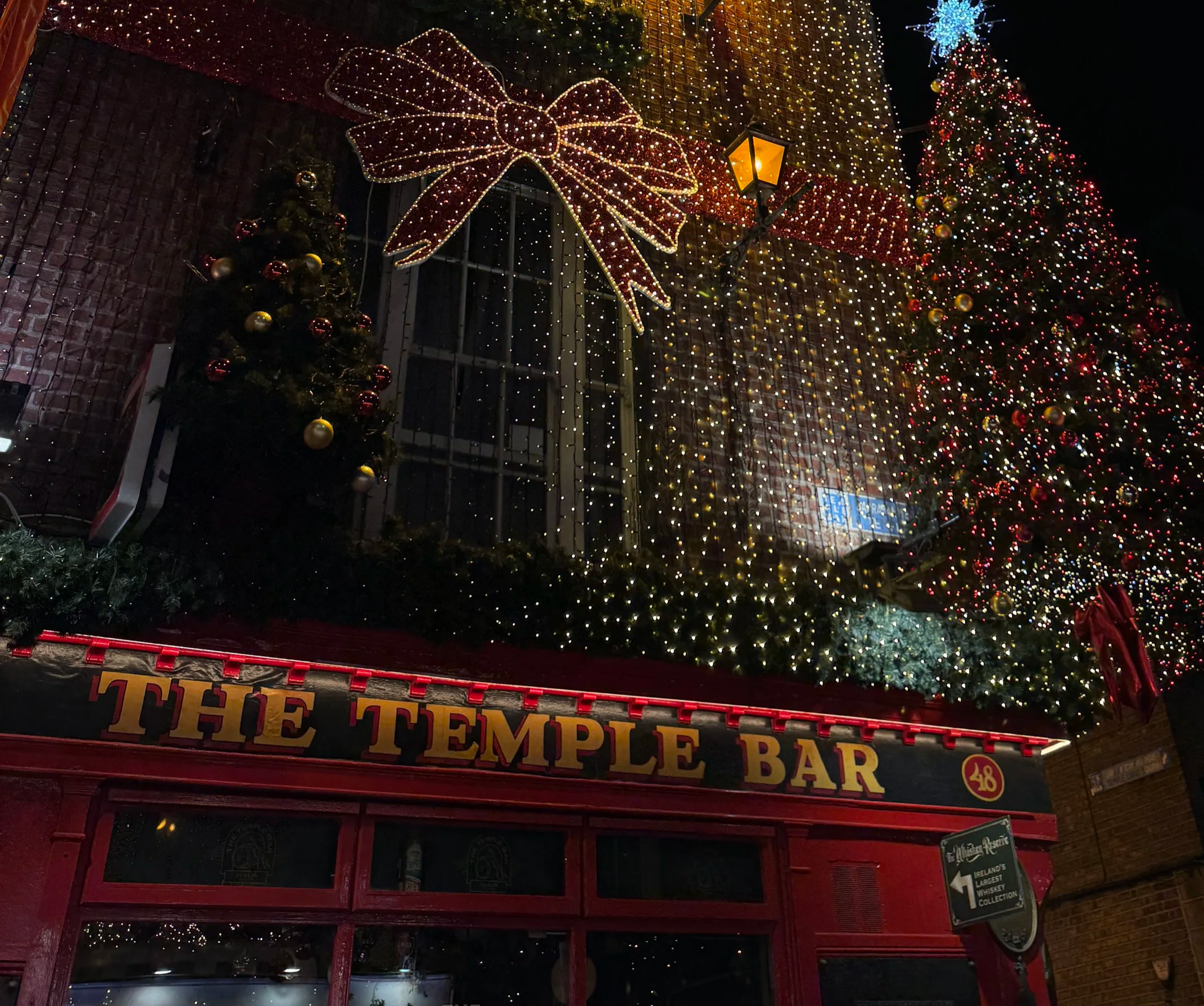 The first place we had to go see was the famous Temple Bar! We heard mixed reviews but it ended up being a lot of fun with a huge crowd and loud music. The only thing not fun was going from Spanish prices to Irish prices. 