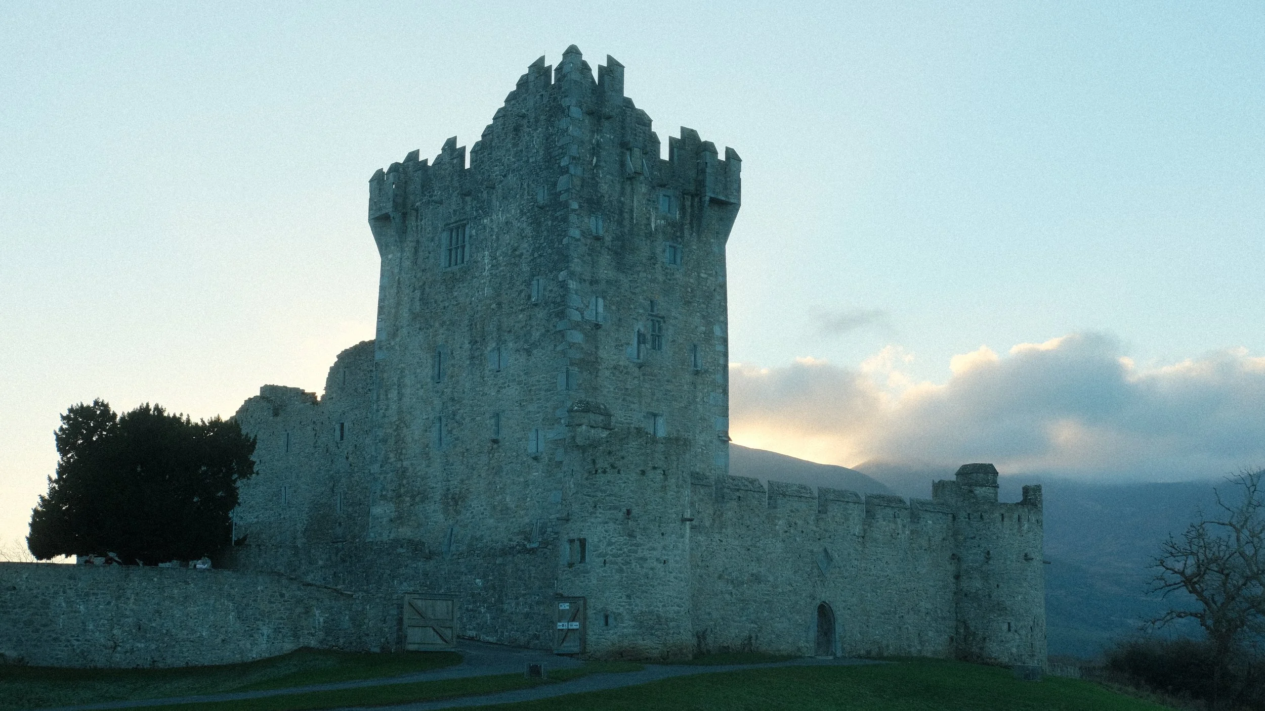  The castle was basically in ruins but it made for the perfect sunset location and…. 