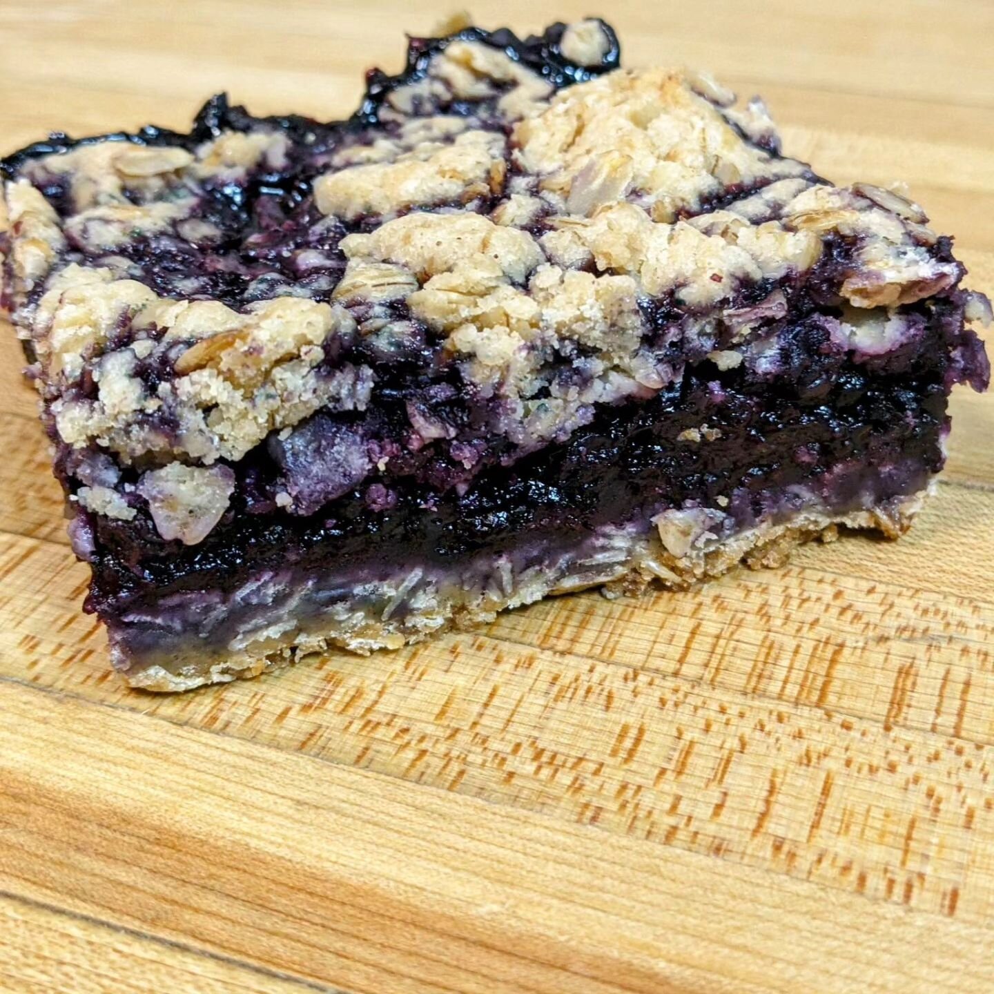 📸 Blueberry Pie Bar

Specials for Thursday, May 18th:

Lunch: House Roast Beef, Provolone, Lettuce, Fire Roasted Red Pepper, Jalape&ntilde;o with a Pesto Mayo on a Hard Roll $11.99

Drink: Fresh Squeezed Lemonade $4.49/$6.49

Half &amp; Half (1/2 Fr