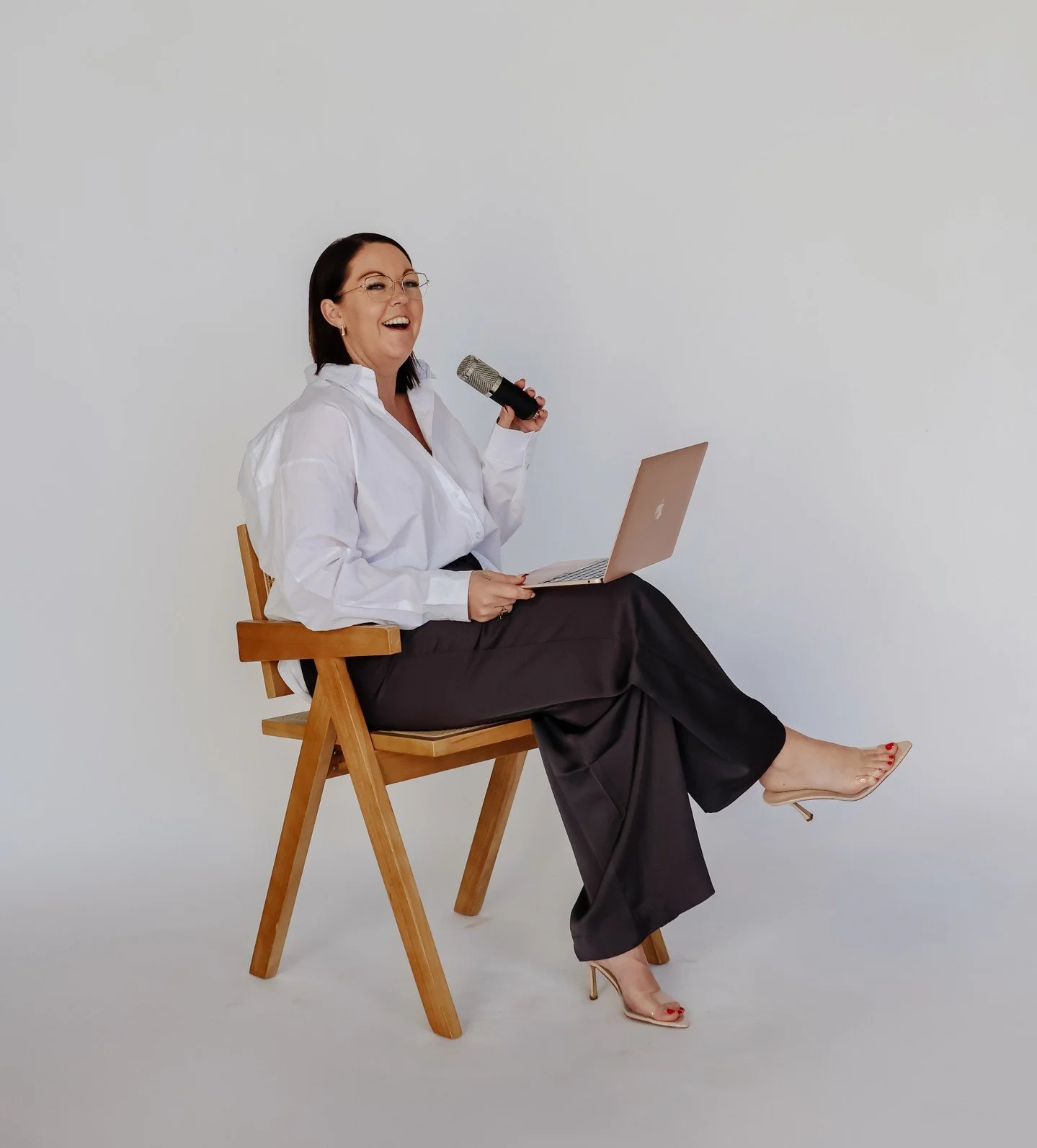 🎙️ This week on &ldquo;It All Starts Within&hellip;&rdquo;

We&rsquo;re leaning into the theme of R U OK? Day and exploring something simple yet transformative: the art of conversation. 💛

So often we ask, &ldquo;How are you?&rdquo; but do we reall
