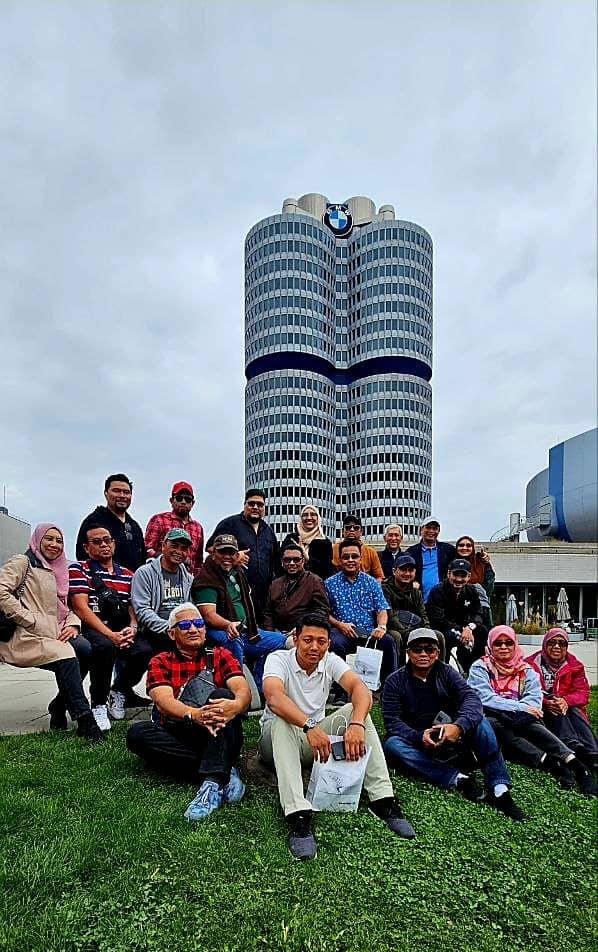  Some of the delegates in front of the BMW Welt, Munich. 