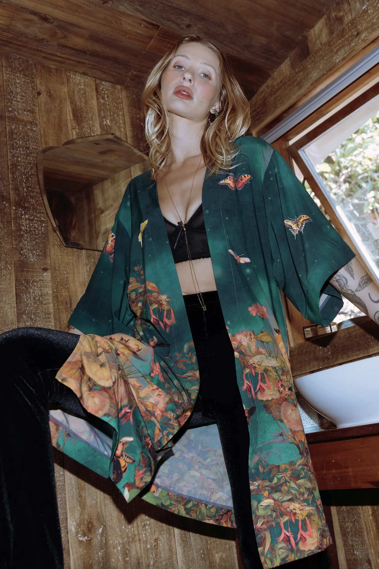 midsummer-night_s-fairies-robe-campaign.png