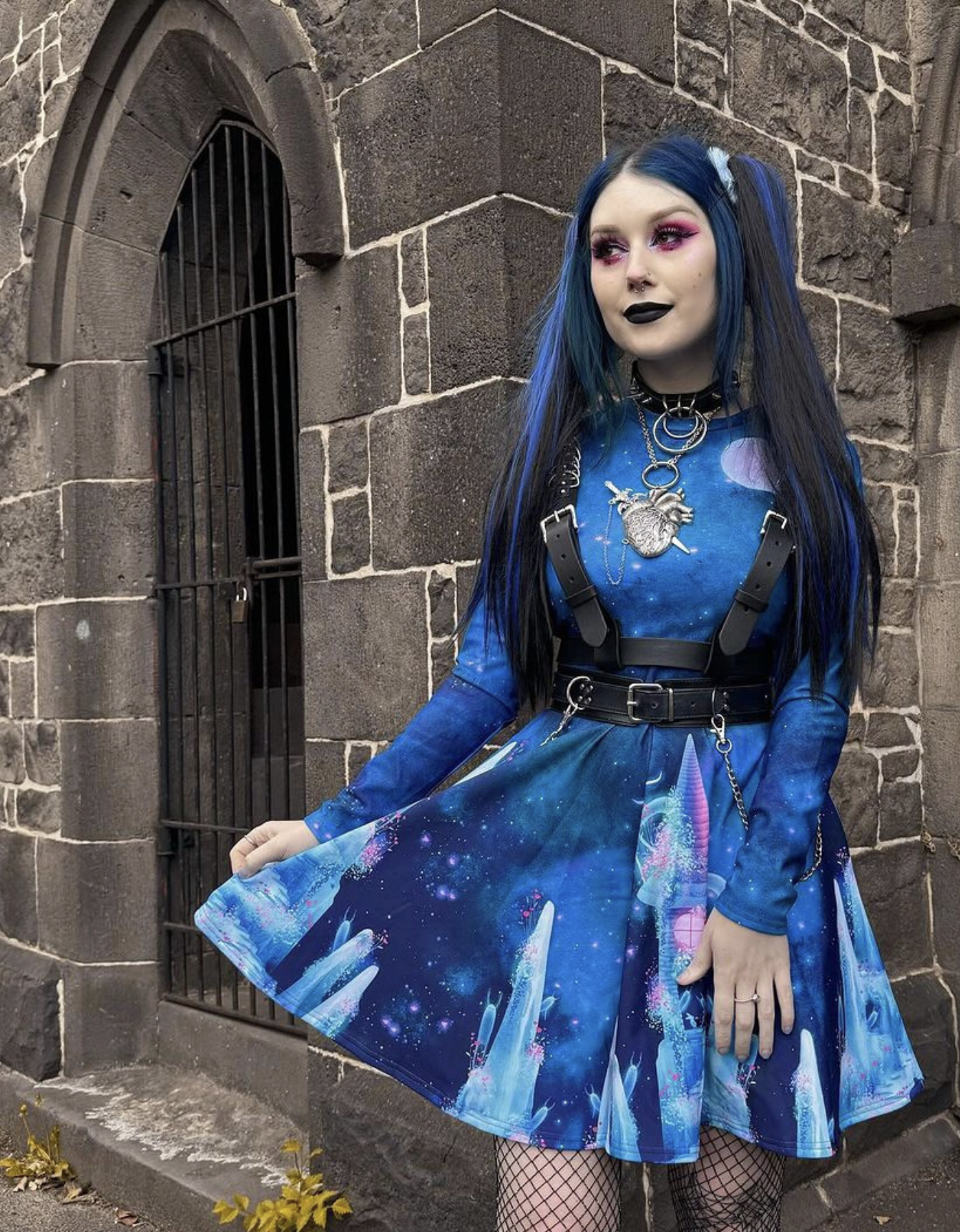 magnolias-castle-dress-elise.png