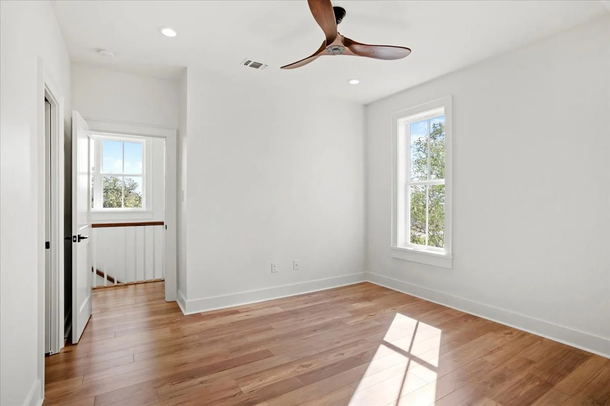 27-Bedroom-2.jpg