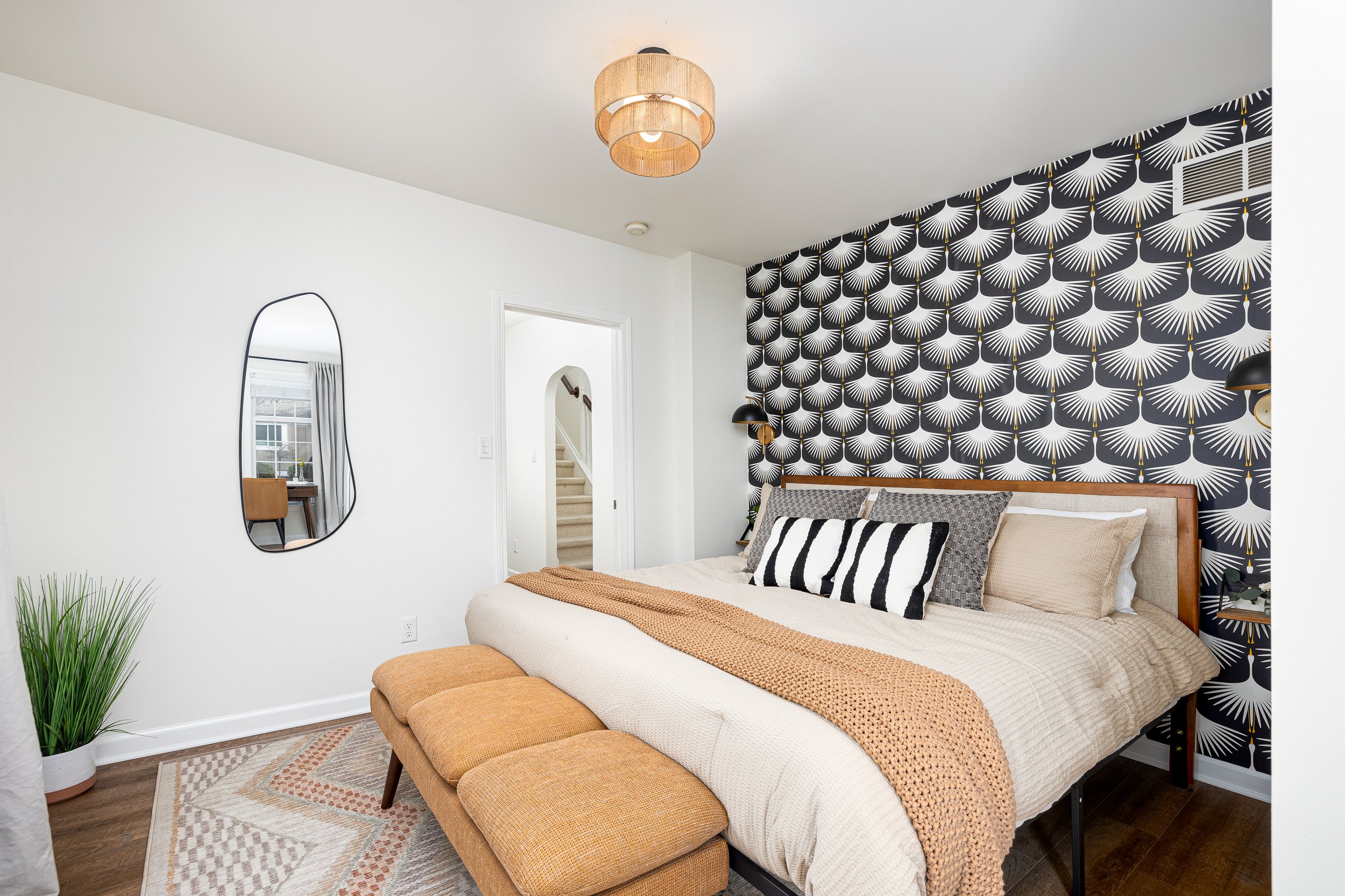 Bedroom 1 | King Bed