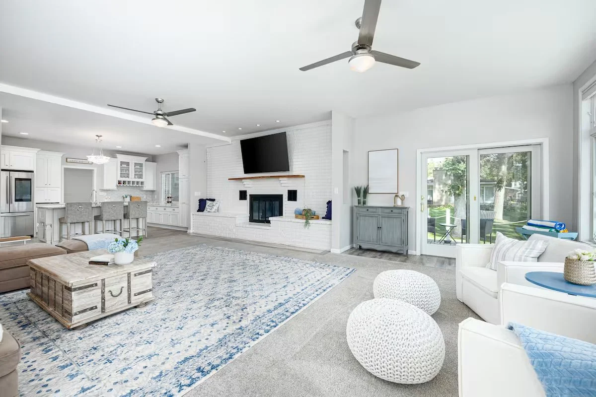 7e0c3ff6-33e1-46c9-91ef-149a9ad4035b copy.jpg