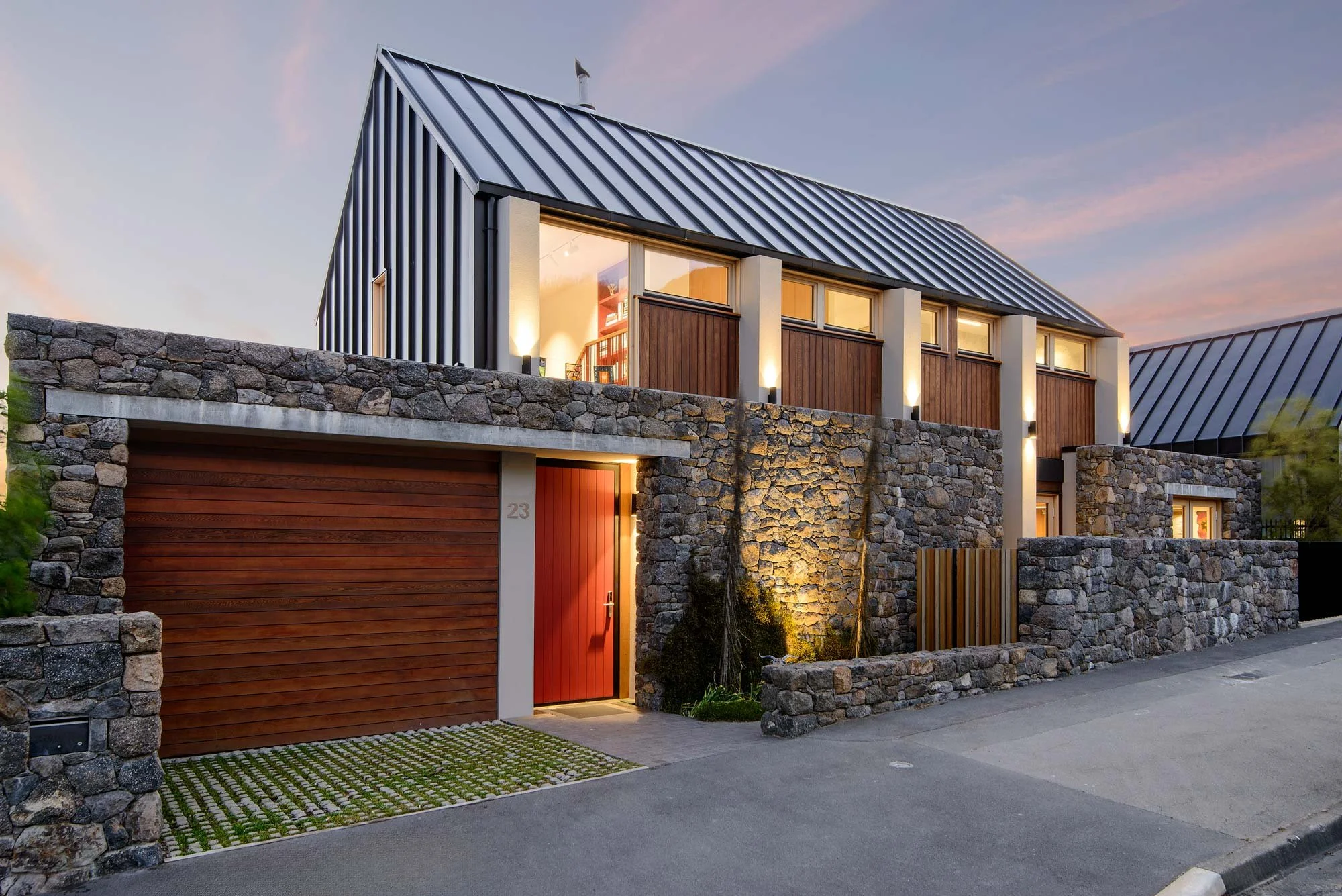 Small hillside garden by Botanic Landscape Architects in Lyttelton, Christchurch