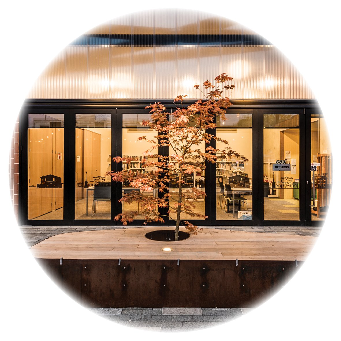 The Woolston Community Library creates adaptive and inviting outdoor spaces which flow seamlessly with the building.  