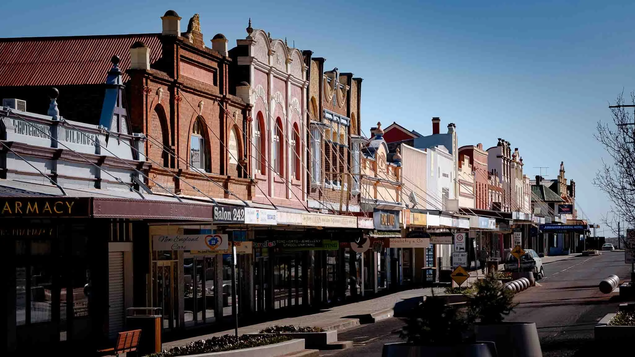 Facades of Glen