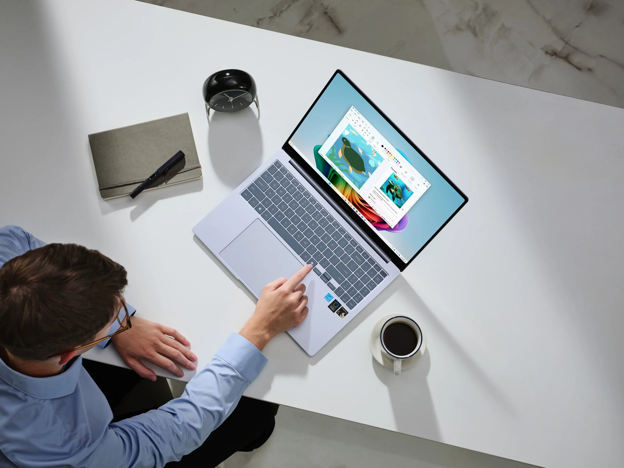 AI 노트북 코파일럿 활용 촬영 스탠드스틸 스튜디오 박재홍