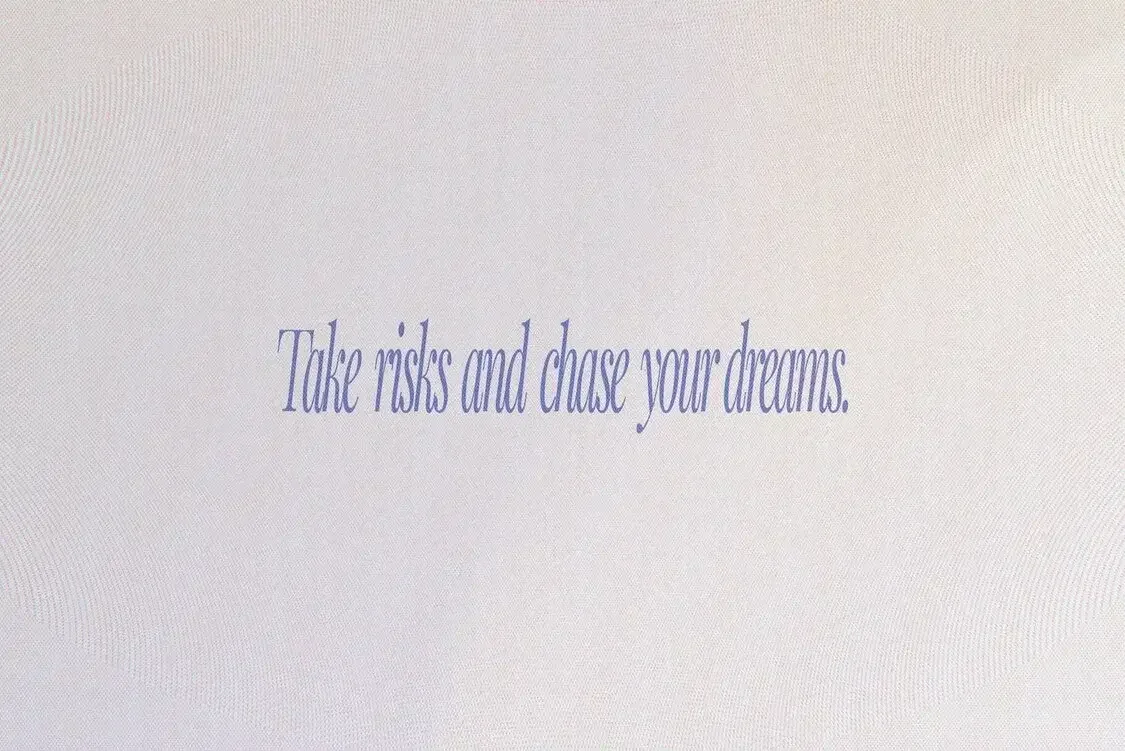 SA Magazine | Elegant High-Contrast Serif with Cyrillic