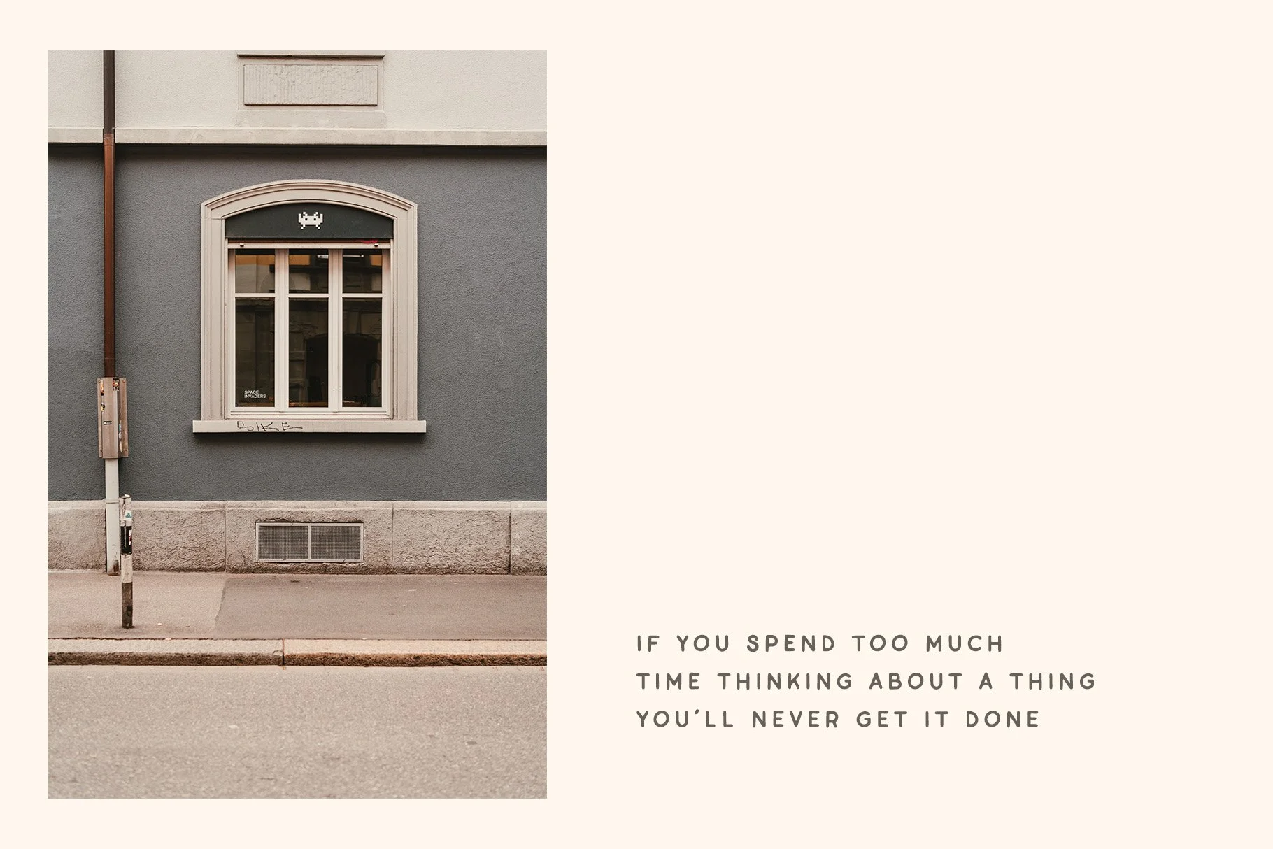 SA Slowriver - Elegant Handwritten Font