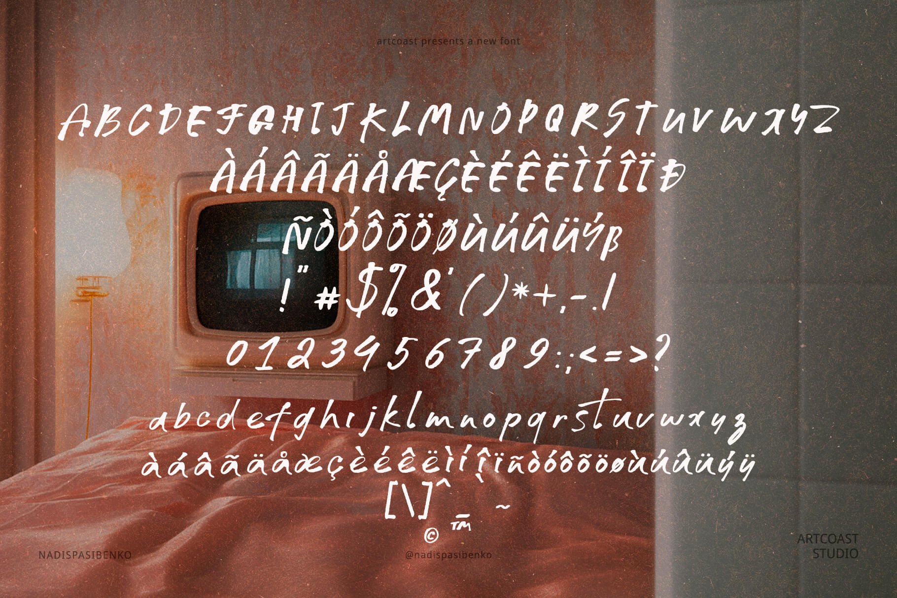 Silent Waters Bold Inky Font: Effortlessly Creative Script