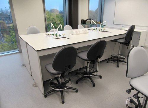 Educational Laboratory Worktops for Colleges | Durable Science Lab ...