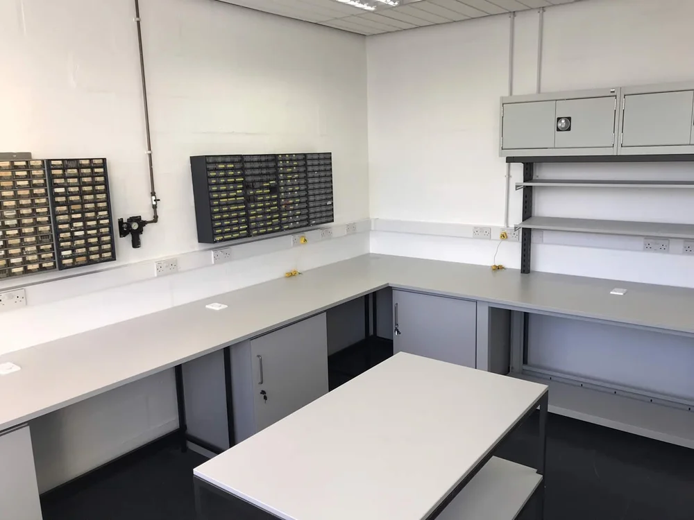 The Benefits of Anti-Static (ESD) Worktops for Electronics and Research ...