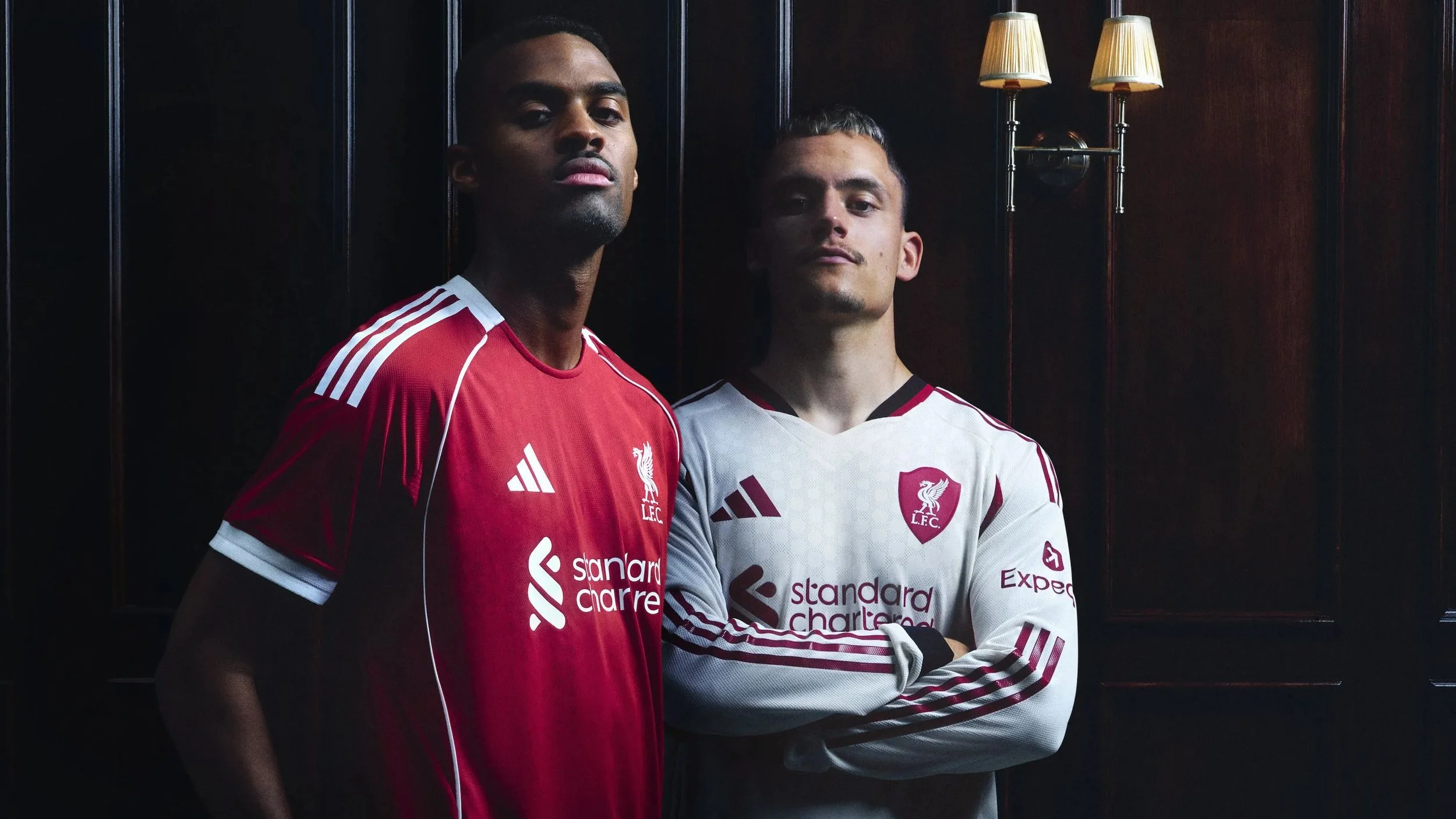 MIDNIGHT CLUB x LIVERPOOL FC: 25/26 RELEASE KIT