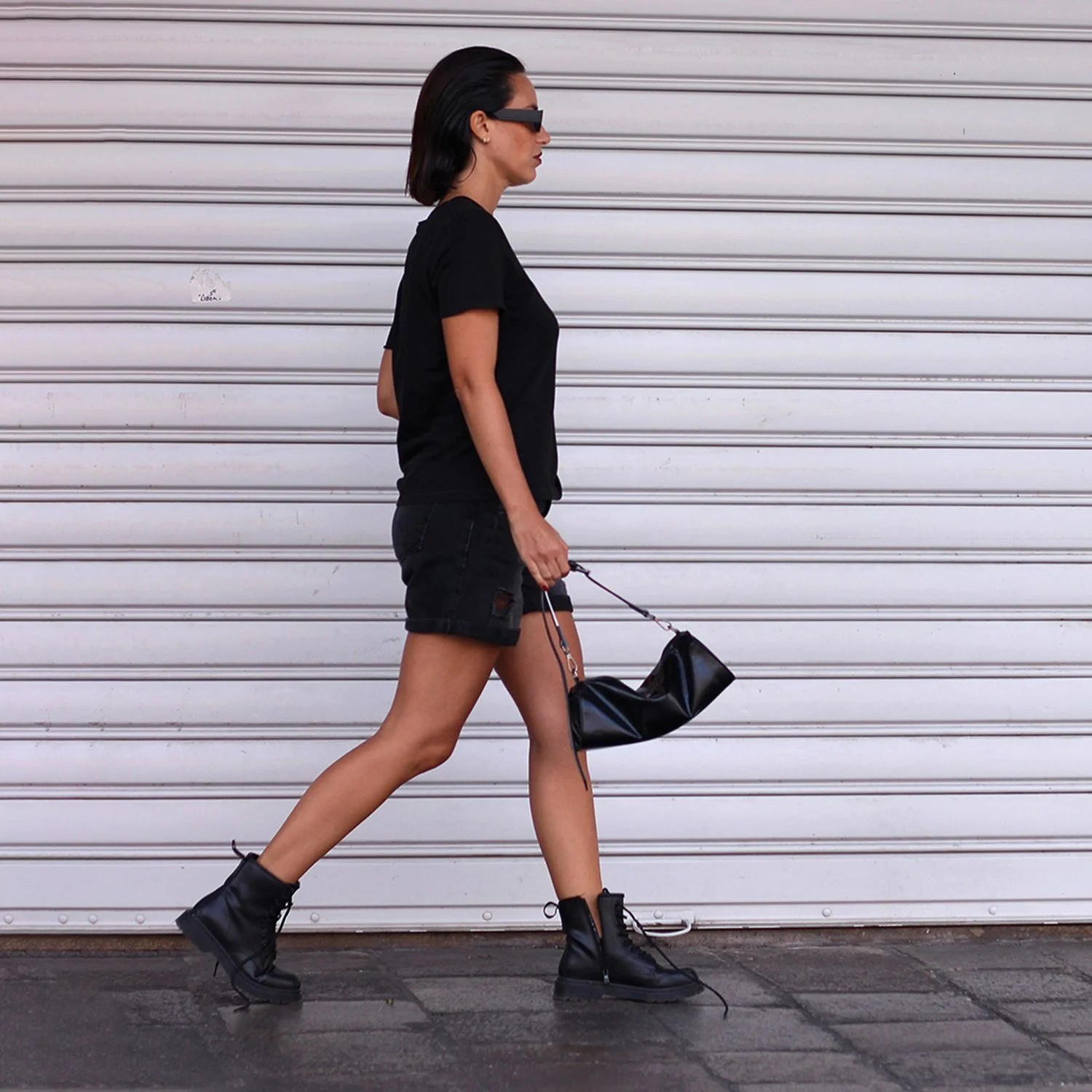 Inky Brick Qu Lifestyle 2.jpg