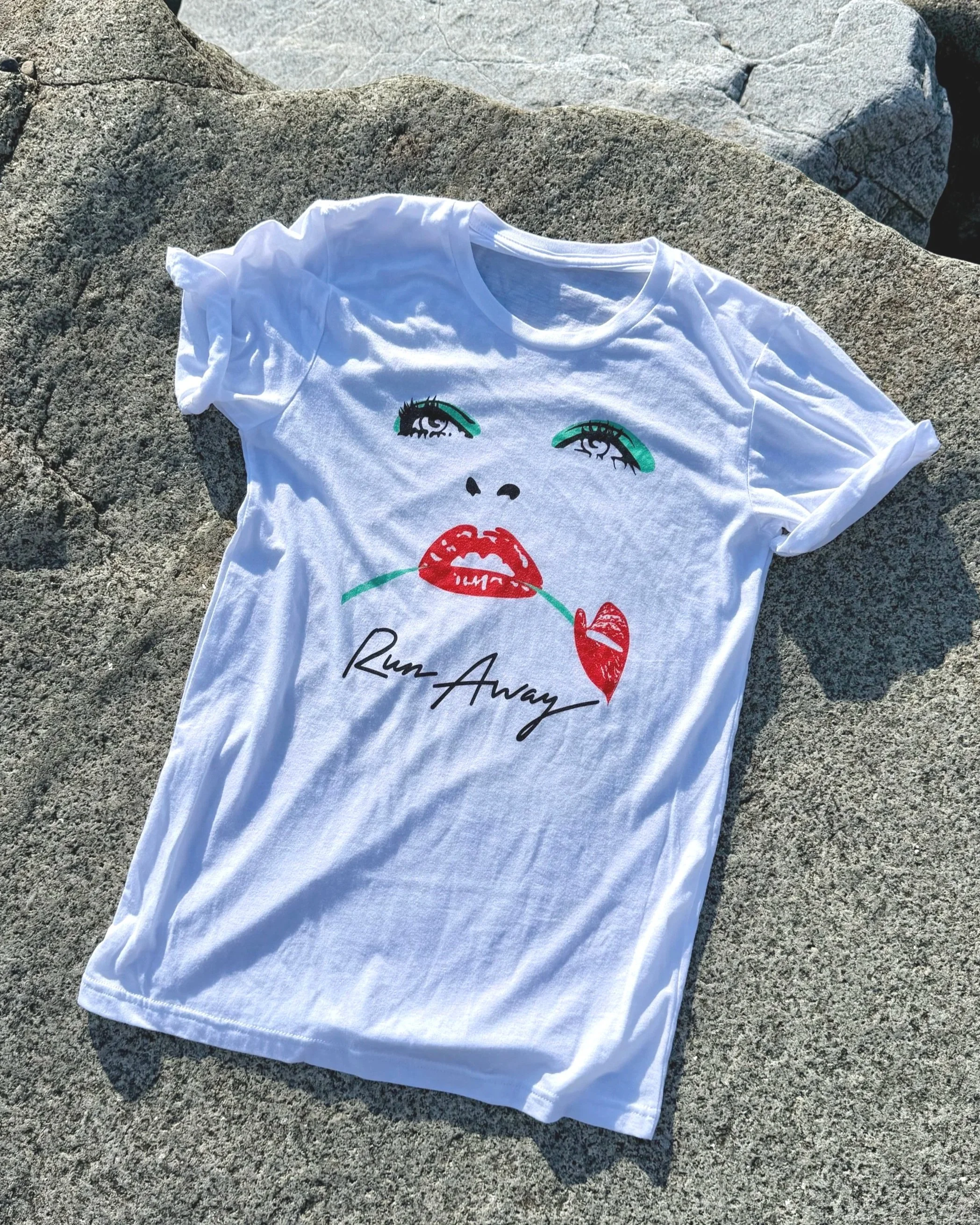 run+away+tee.jpg