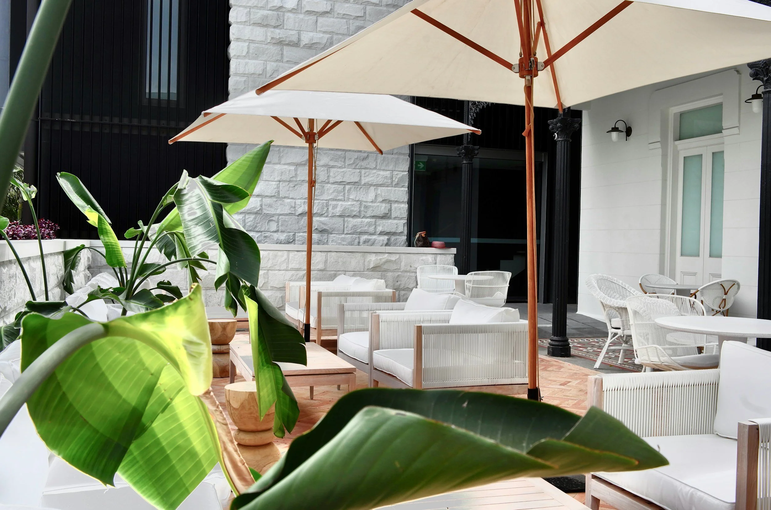 The Ultimate LMS Guide for Luxury Hotels and Hospitality Groups