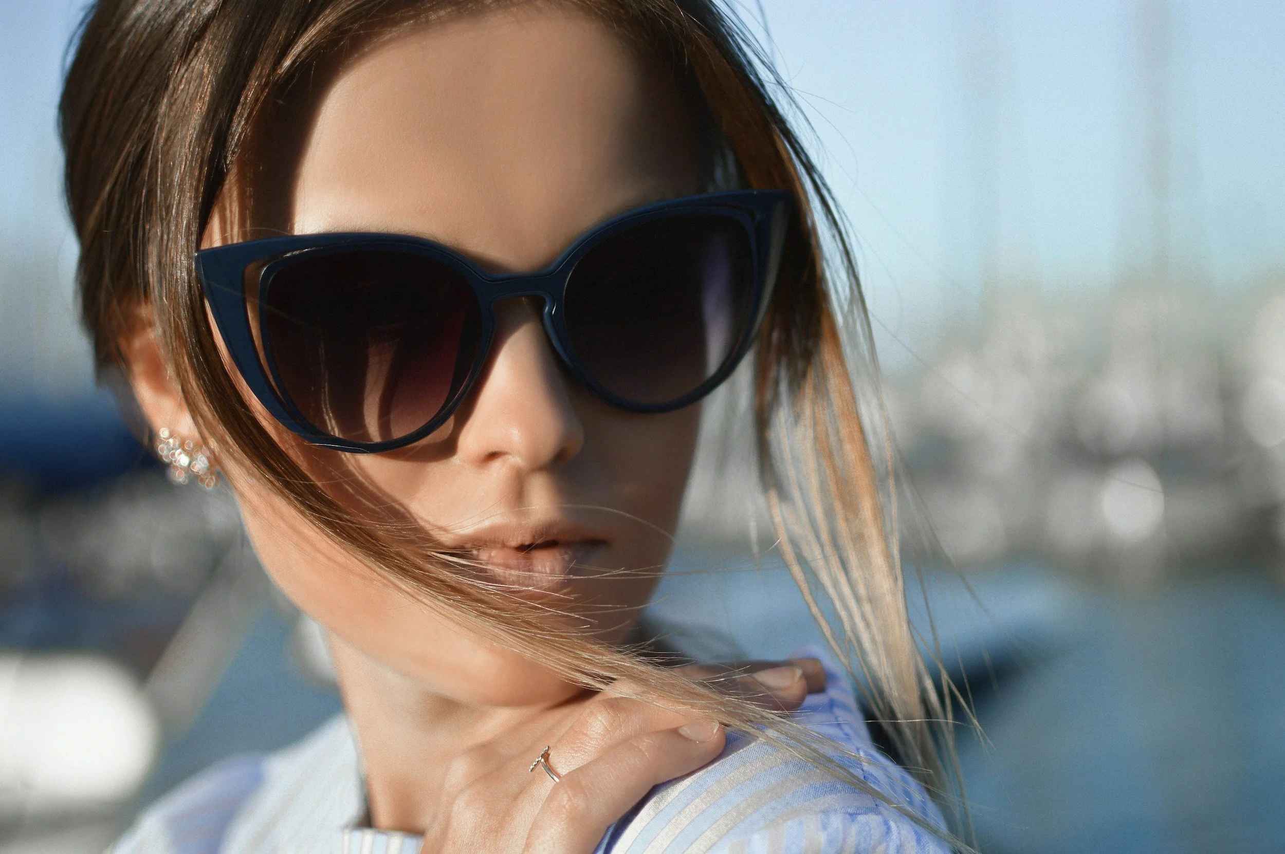 See It to Sell It: Why Video Wins for eyewear Training