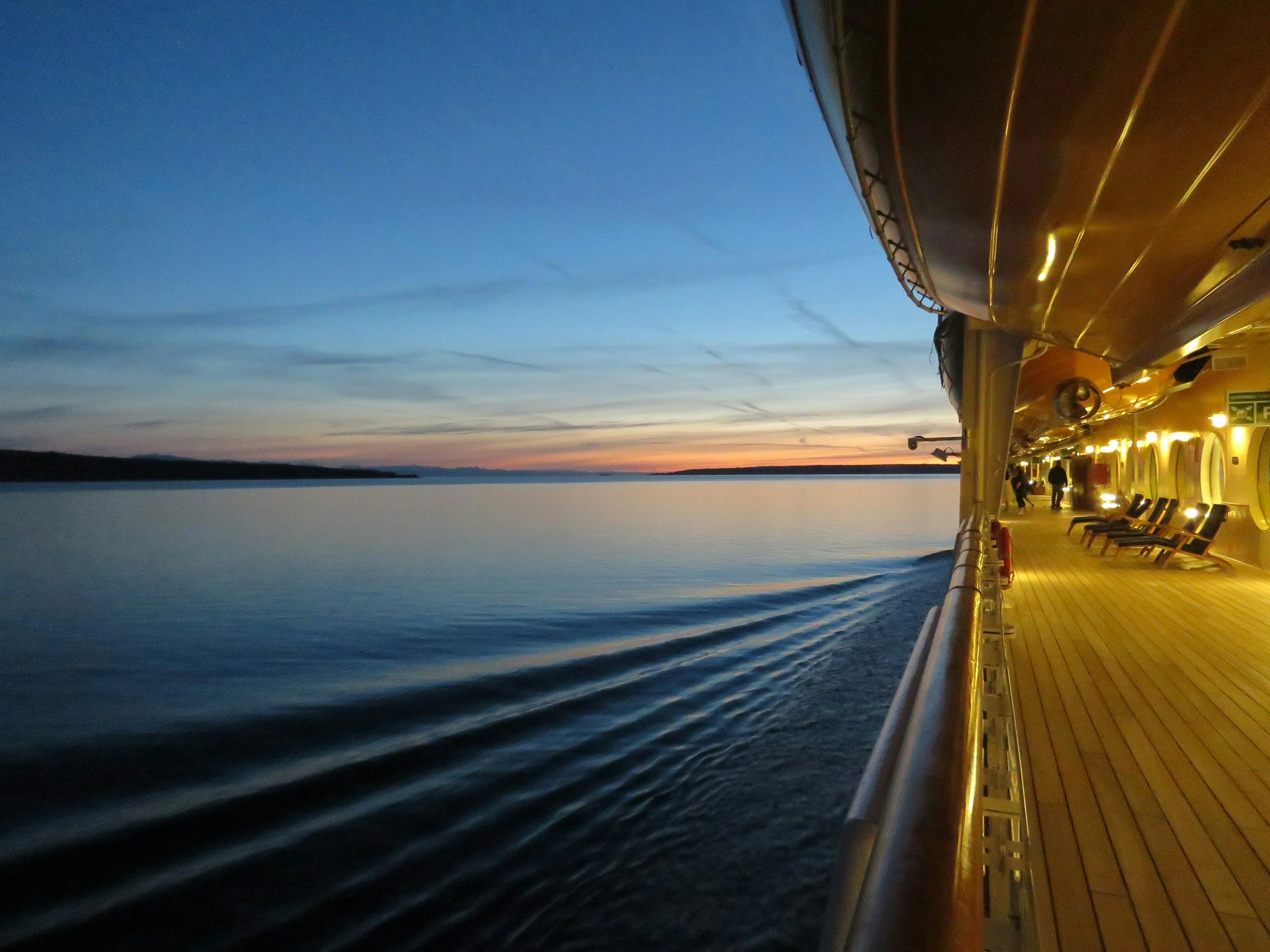 AI Boutique LMS for Cruise Lines
