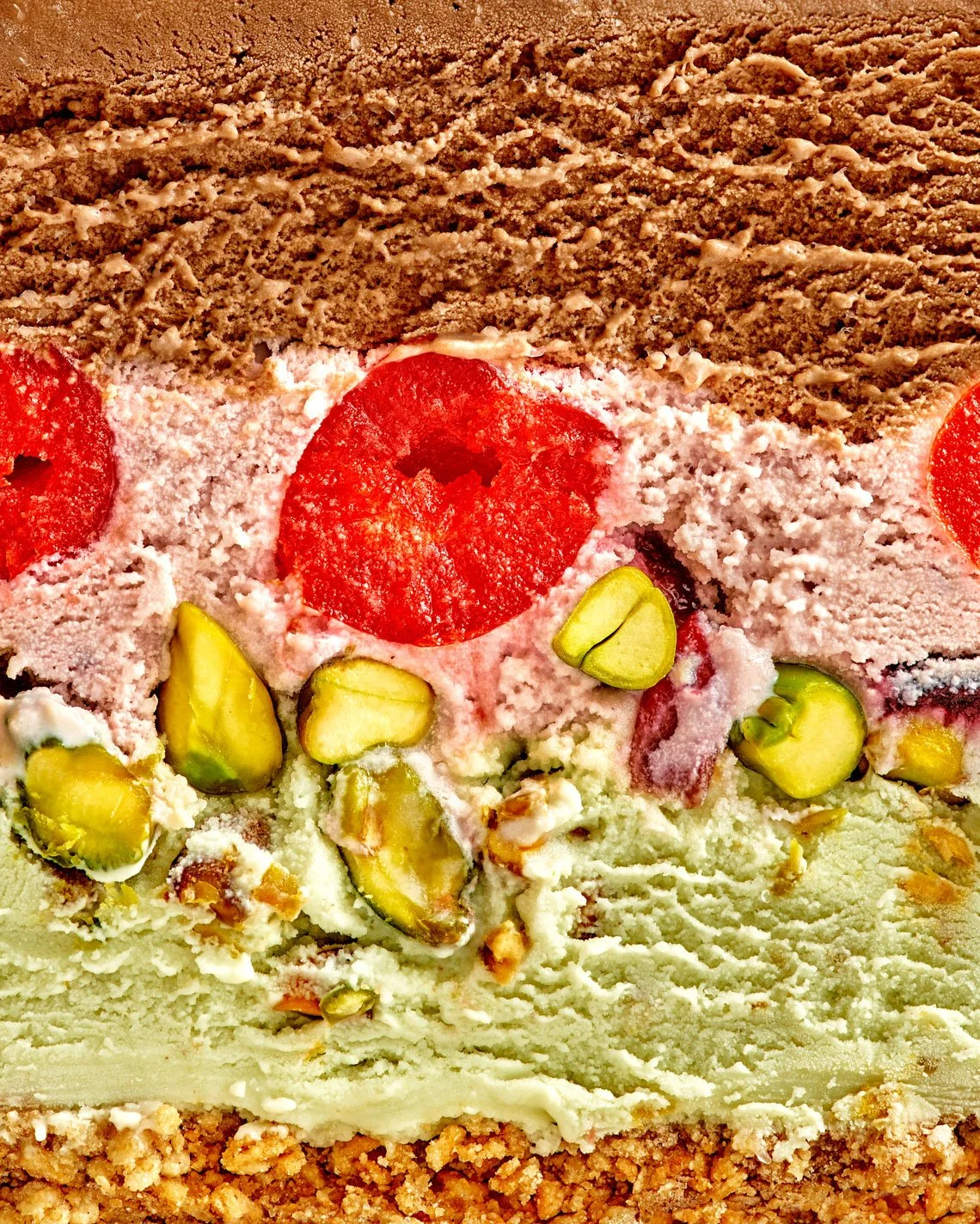 Food_Sweet_Macro_DelishSummerTreats_SpumoneIceCreamCake196_CrossSection-copy.jpg