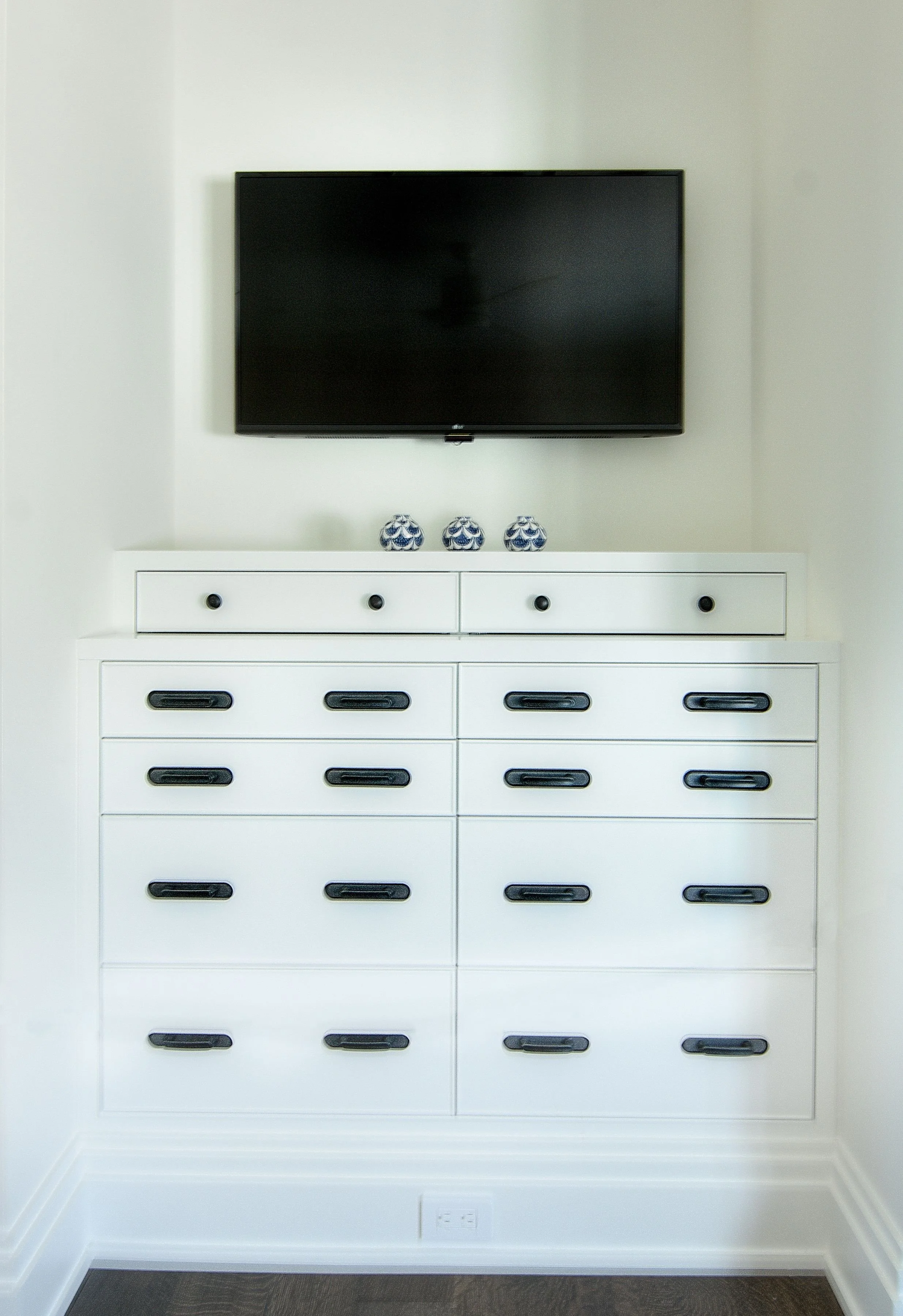 Christine Conte Interiors | Coastal Bedroom Design