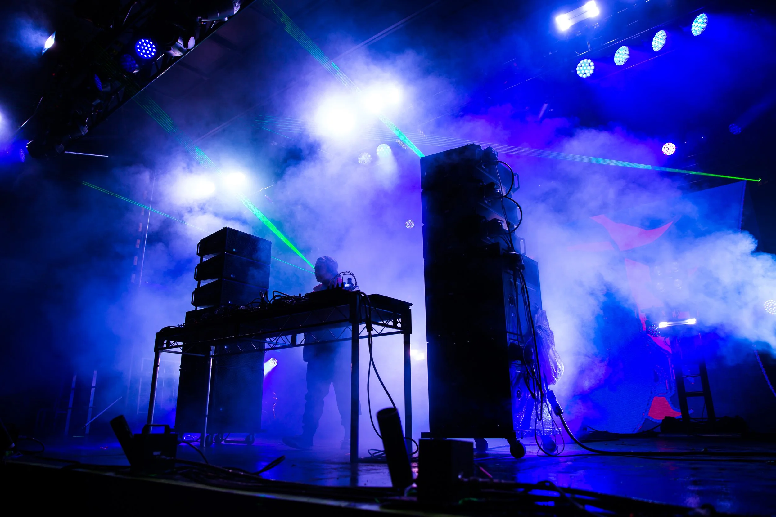 00890225_Feature 2021.jpg