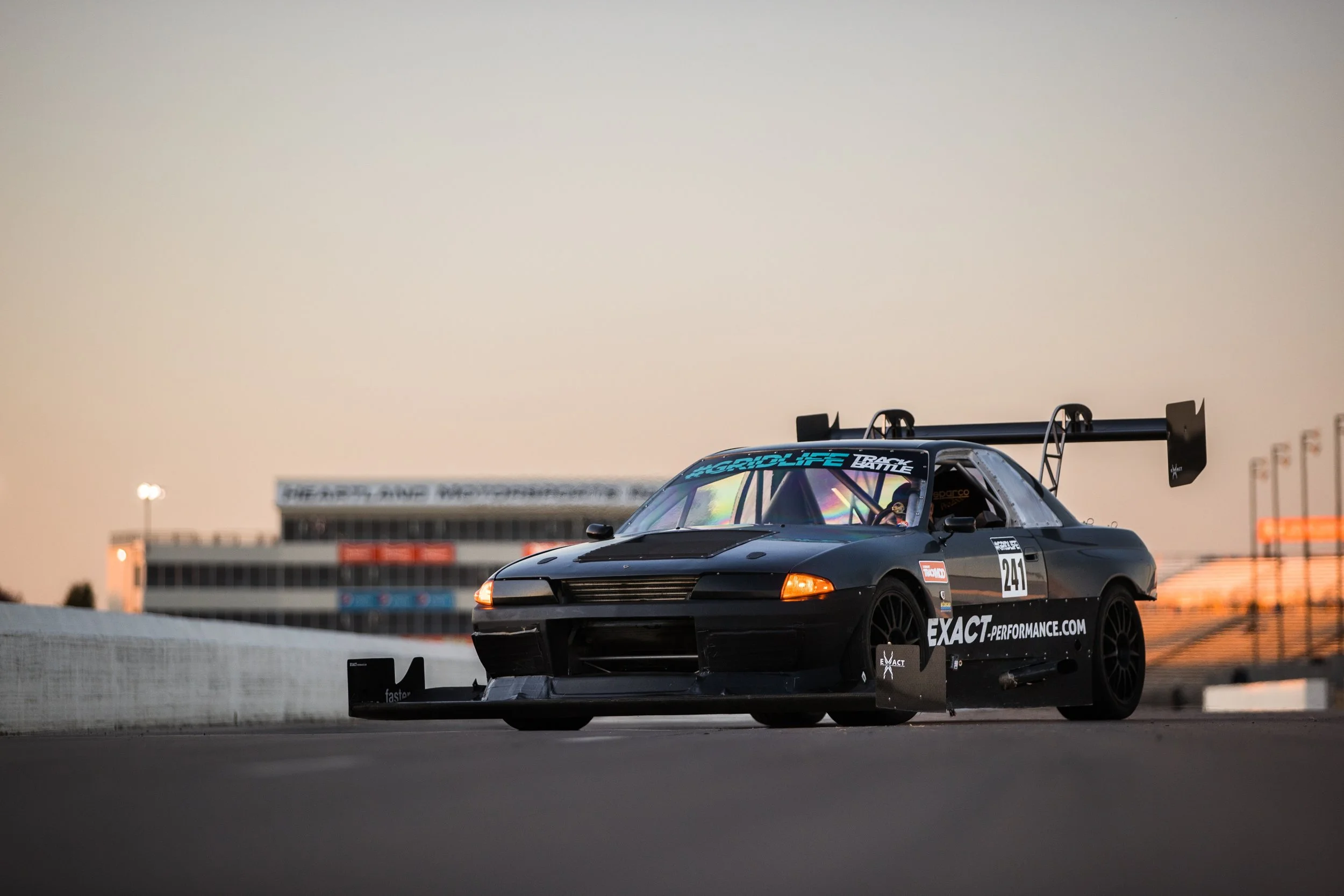 0077_2025track.jpg