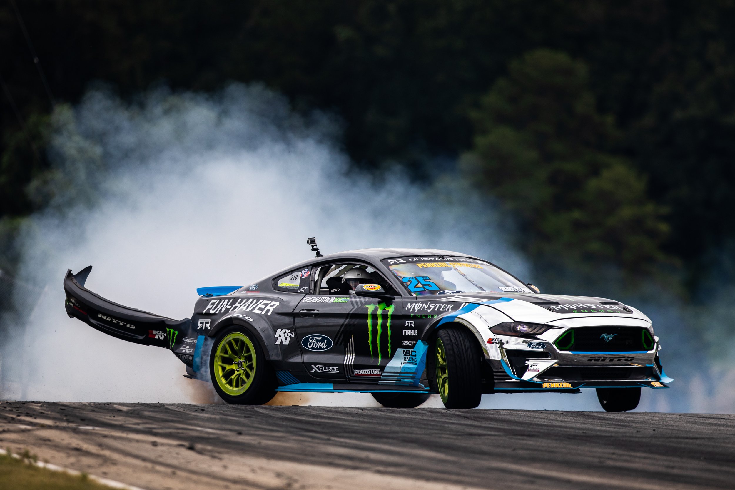 00950127_Feature 2021.jpg