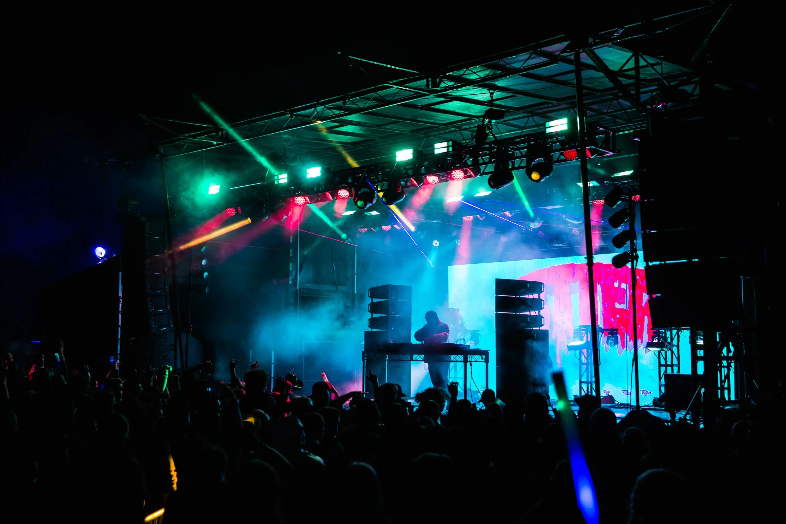 01450337_Feature 2021.jpg