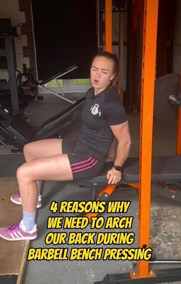 4 Reasons Why You Should Arch your Back during a Barbell Bench Press