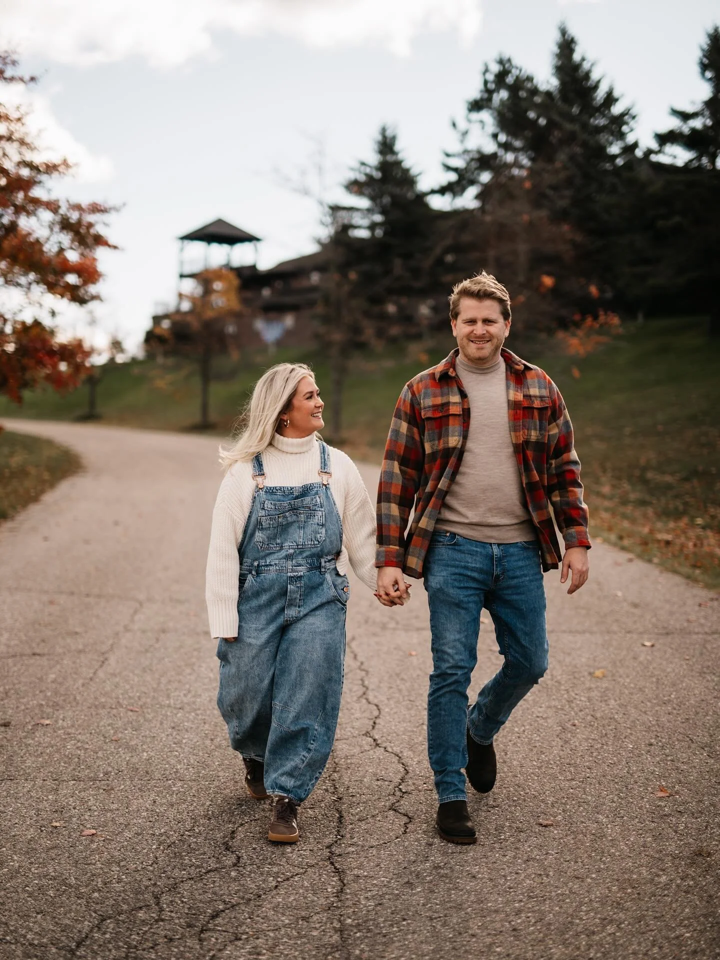 Why don&rsquo;t you FALL in love at Gypsy Distillery?! 🍂🧡🍁🥃