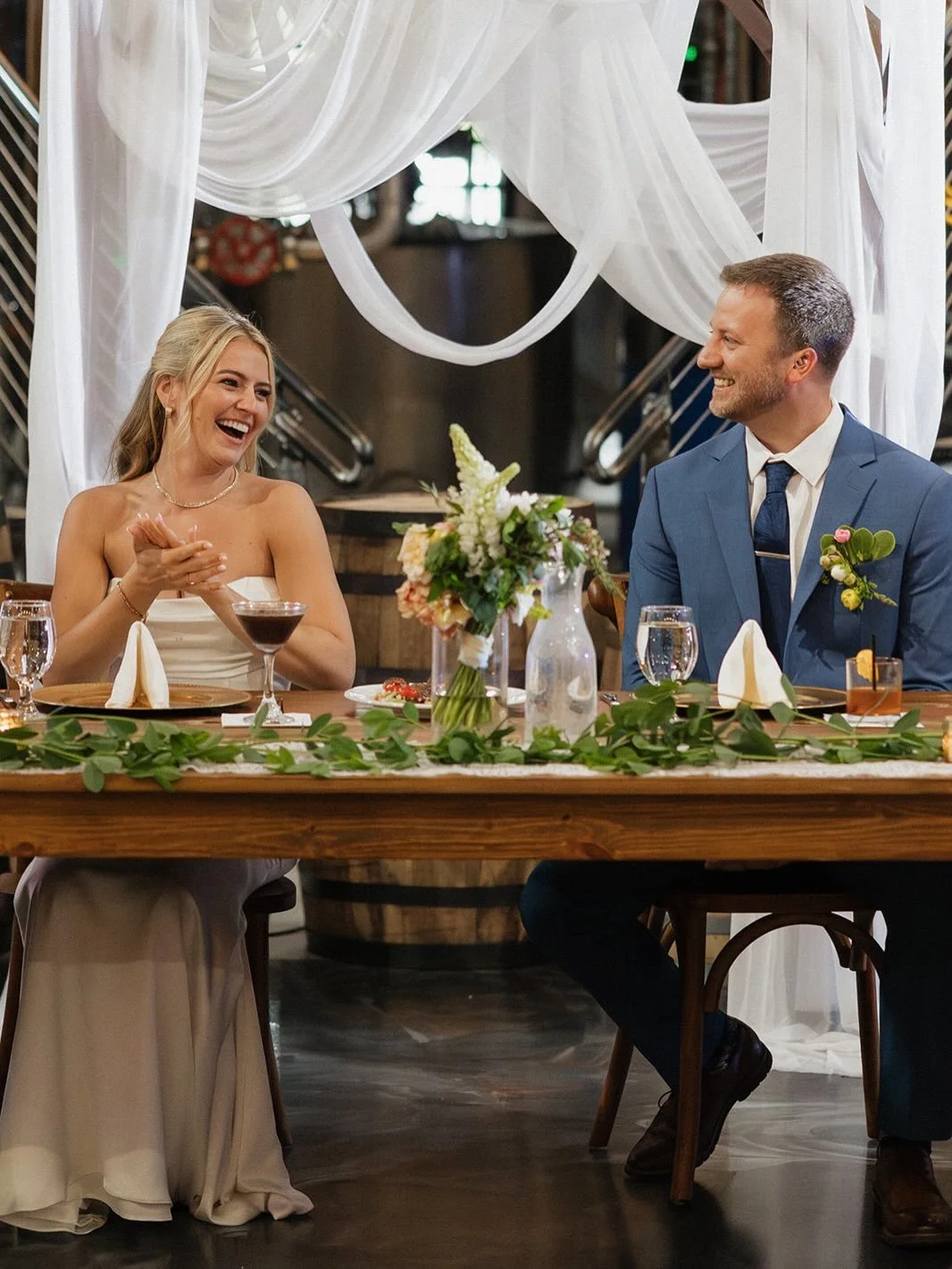 Your guest&rsquo;s view of you ➡️ your view of them 

Photography: @mhrphoto_ 
Floral: @moondanceflowerfarm 
Catering: @wineguys_catering_ 
DJ: @djcaseyrusch 
Day of Coordinator: @planningbymadi