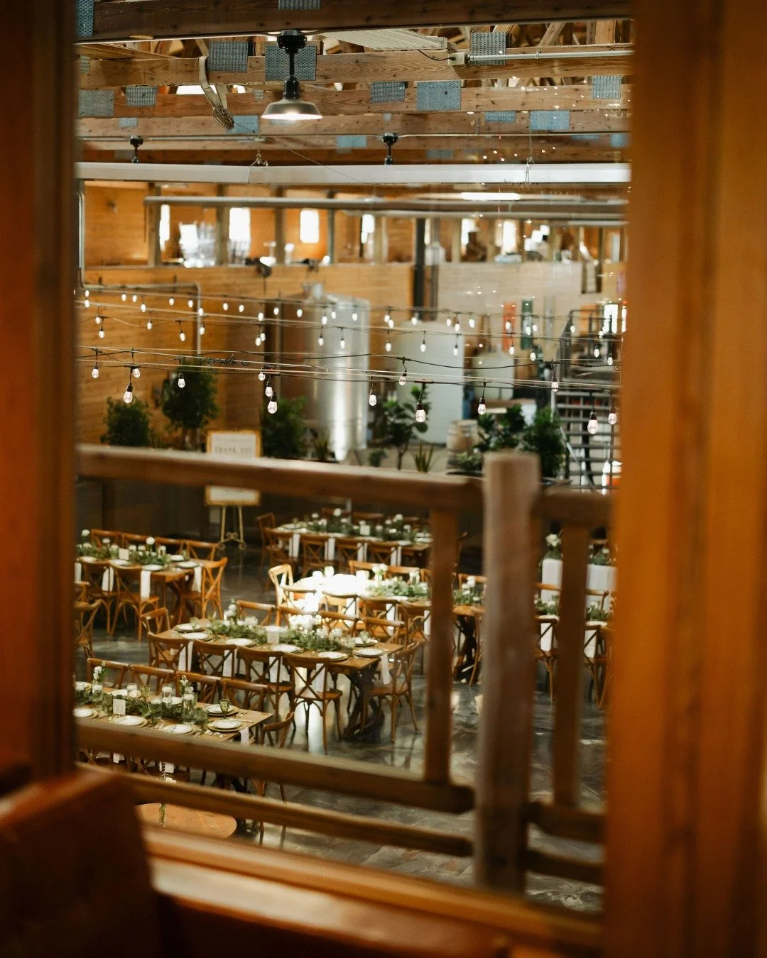 A peek inside Gypsy Distillery - this former state-of-the-art equestrian center has been transformed into the venue of your dreams!

Venue Features:
~ Full-service bar
~ Reception tables and chairs included
~ On-site bridal suite
~ Bourbon lounge gro