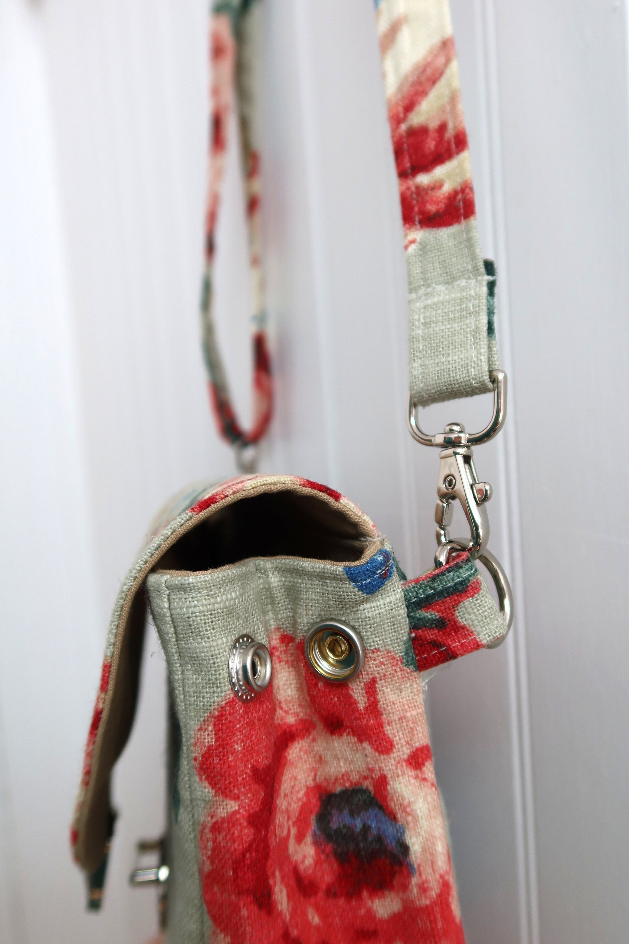 https://i.etsystatic.com/10699791/r/il/45ca63/3069328699/il_fullxfull.3069328699_sw1t.jpg