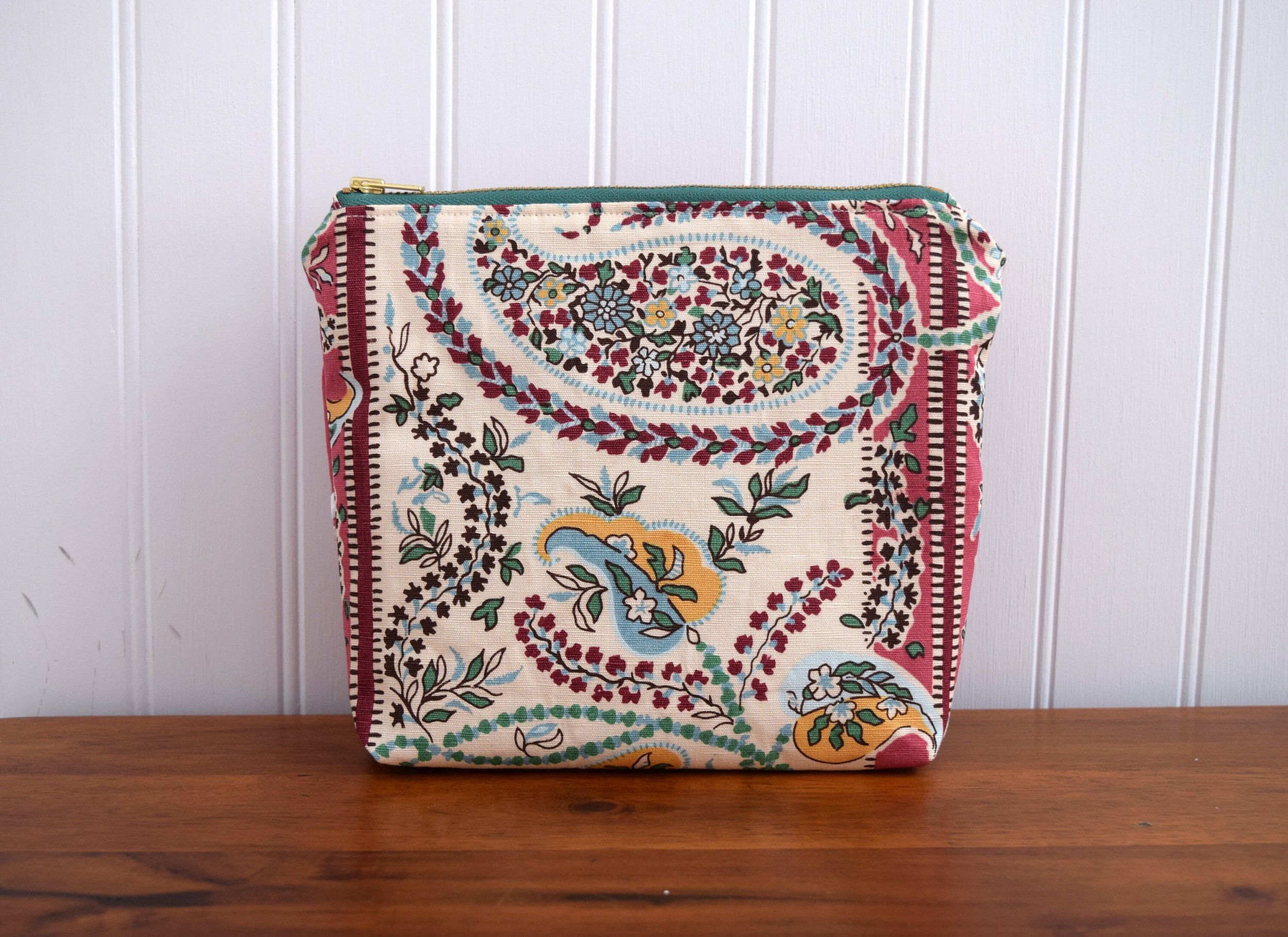 https://i.etsystatic.com/10699791/r/il/fabb38/3304684003/il_fullxfull.3304684003_jo27.jpg