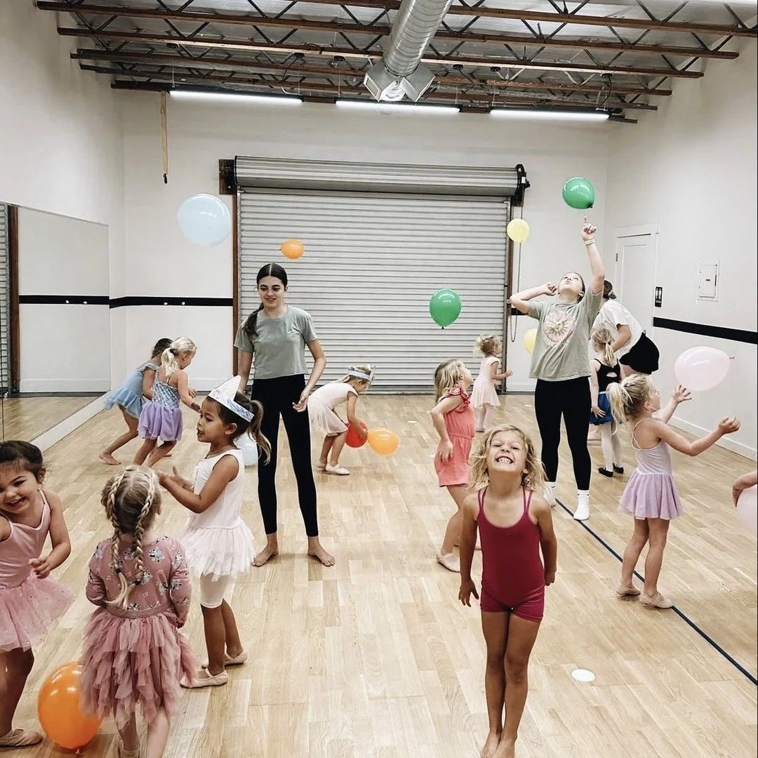 last summer was full of movement, laughter, and growth.⁠
these are the moments parents tell us their kids still talk about months later.⁠
⁠
we can&rsquo;t wait to do it again!⁠
#stepbystep #summercampvibes #dancekids #summermemories