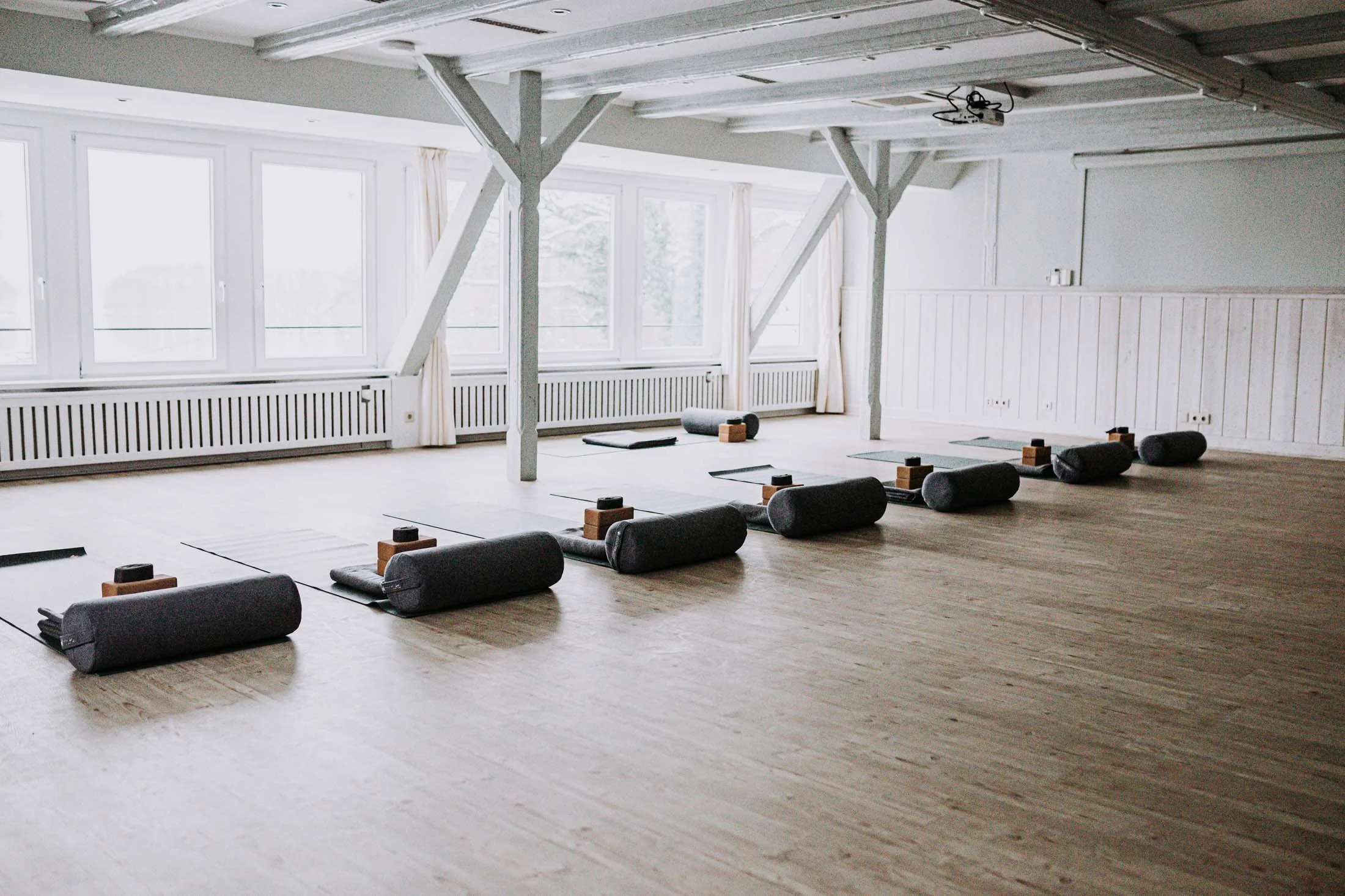 Yogahotel-Yogaraum-Yogaretreat-Manduka-Toepferhaus_DSC6645.jpg