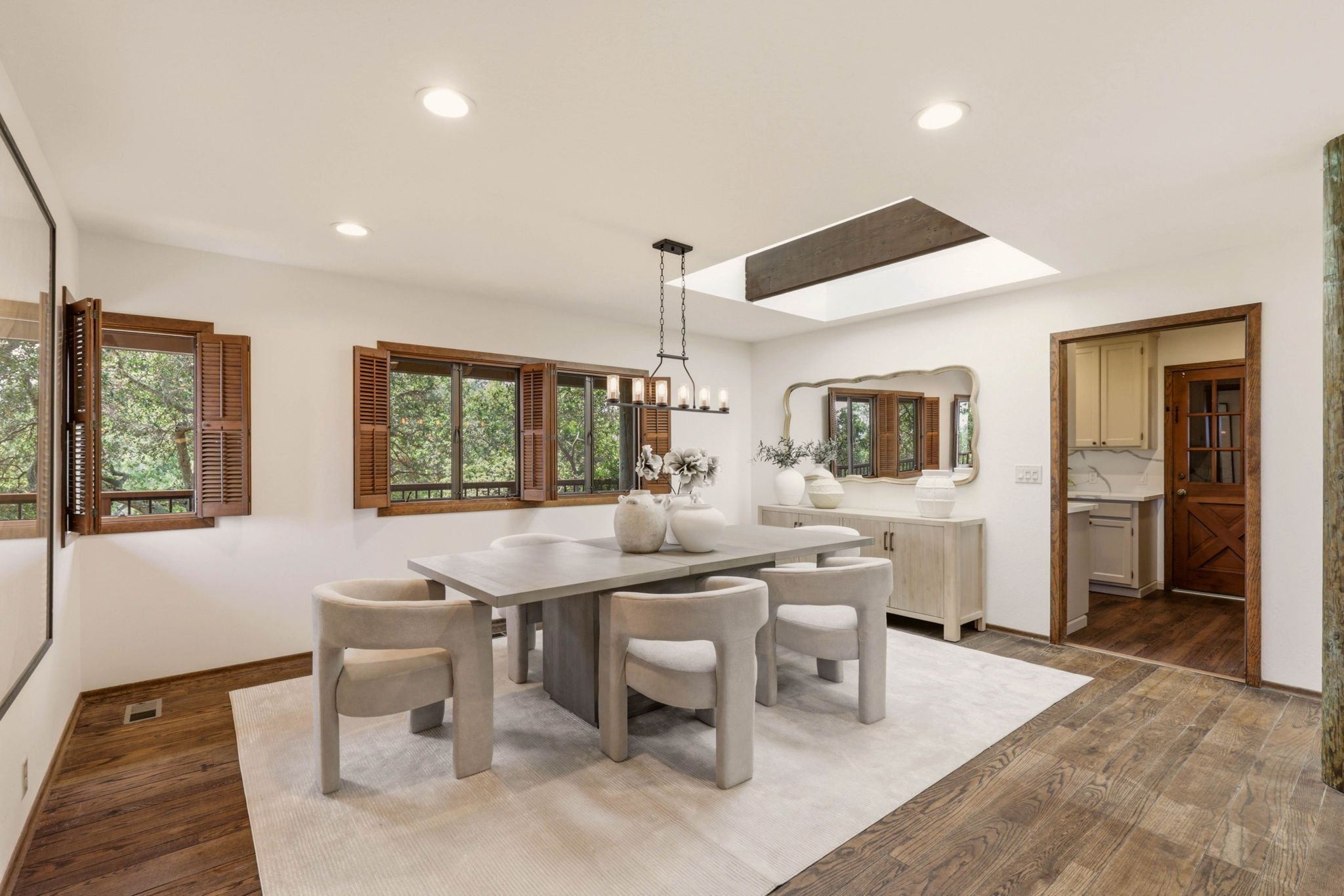 12-web-or-mls-So Gold Photo-12.jpg