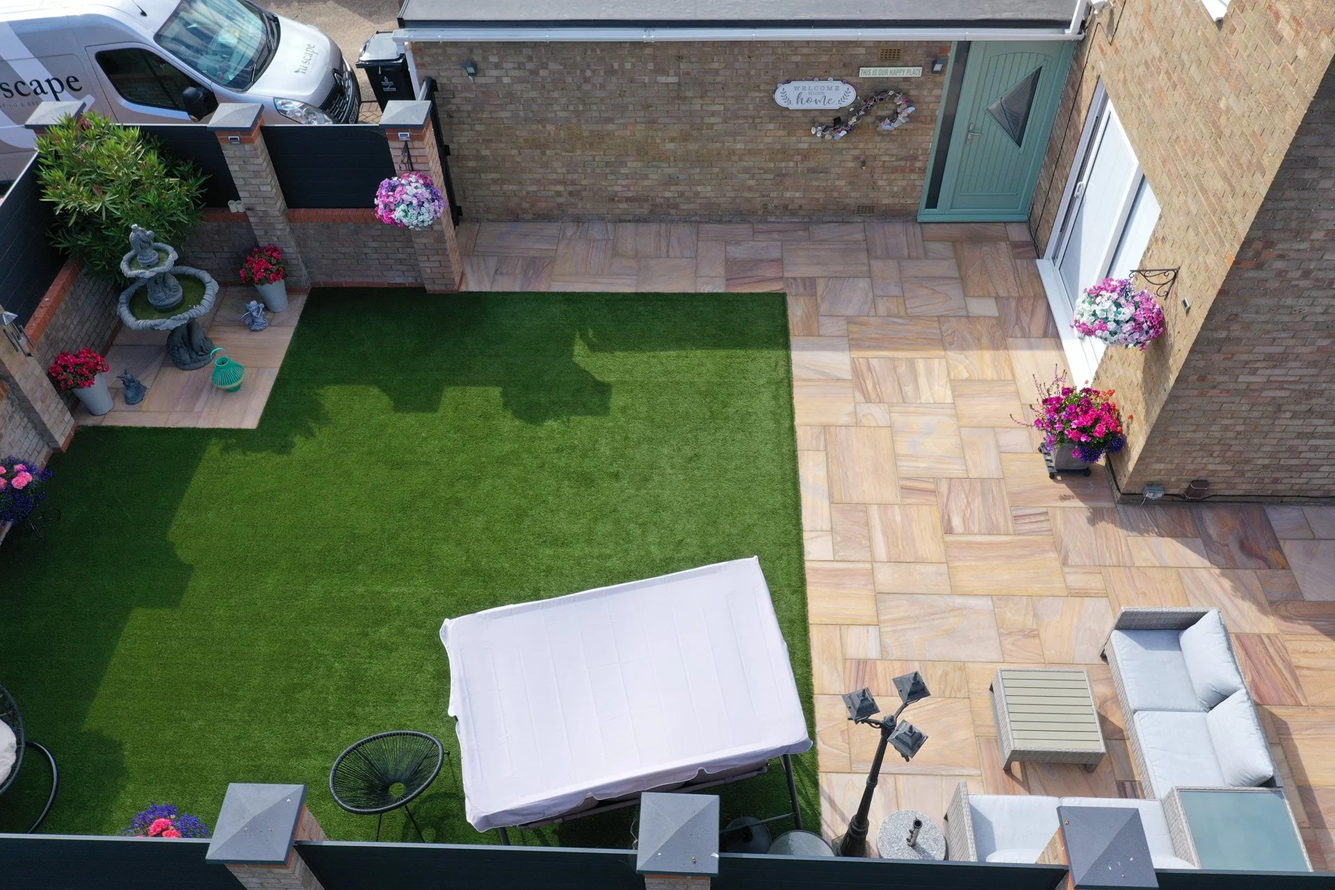 Nu Scape artificial lawn and garden design